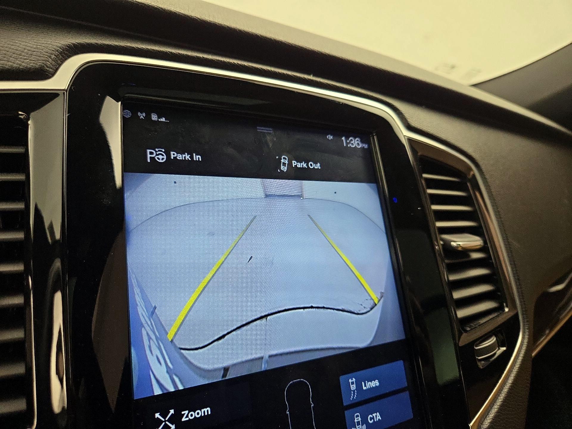 Thumbnail: 2018 Volvo XC90 - 15
