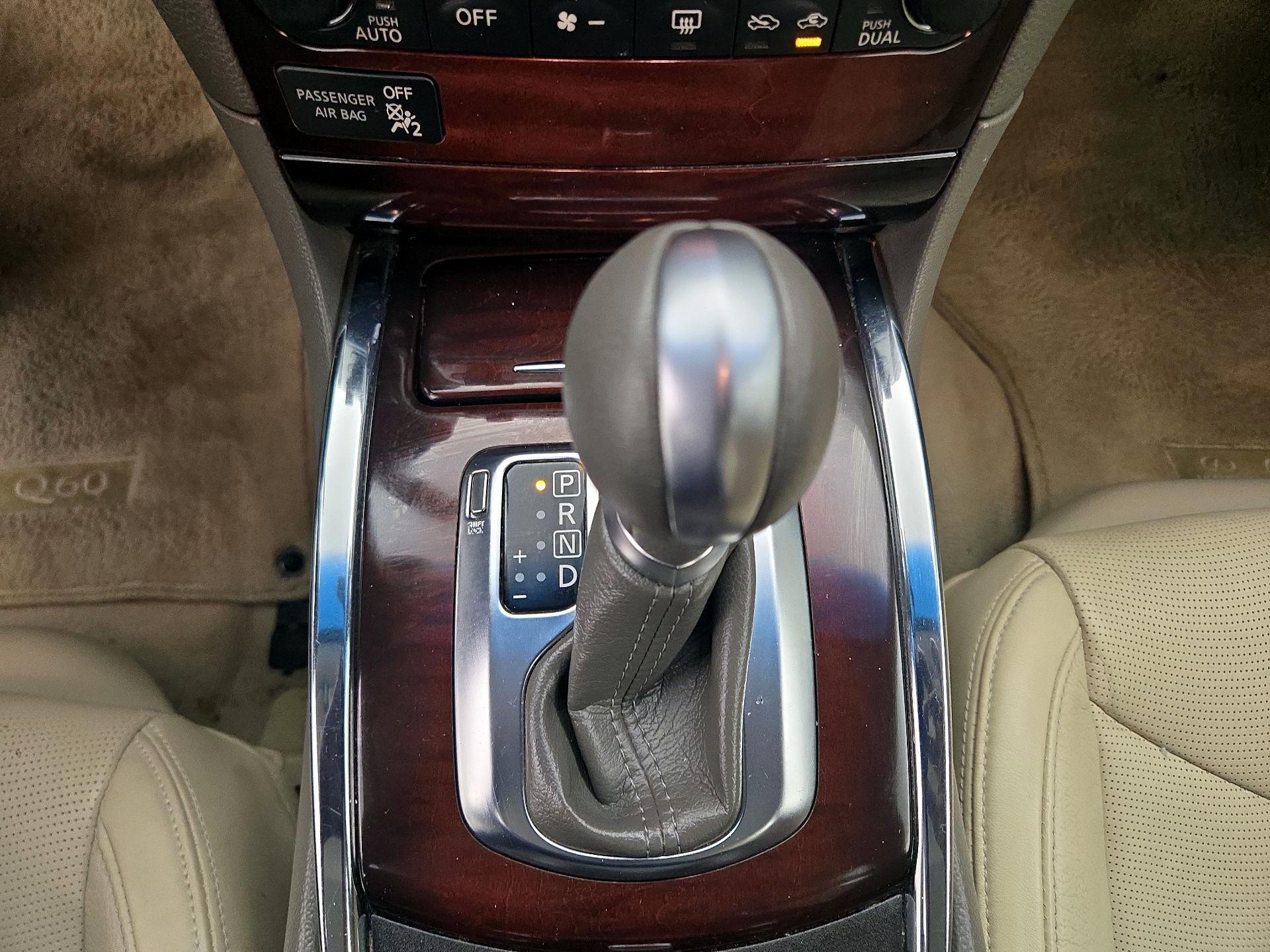 Thumbnail: 2015 INFINITI Q60 - 18