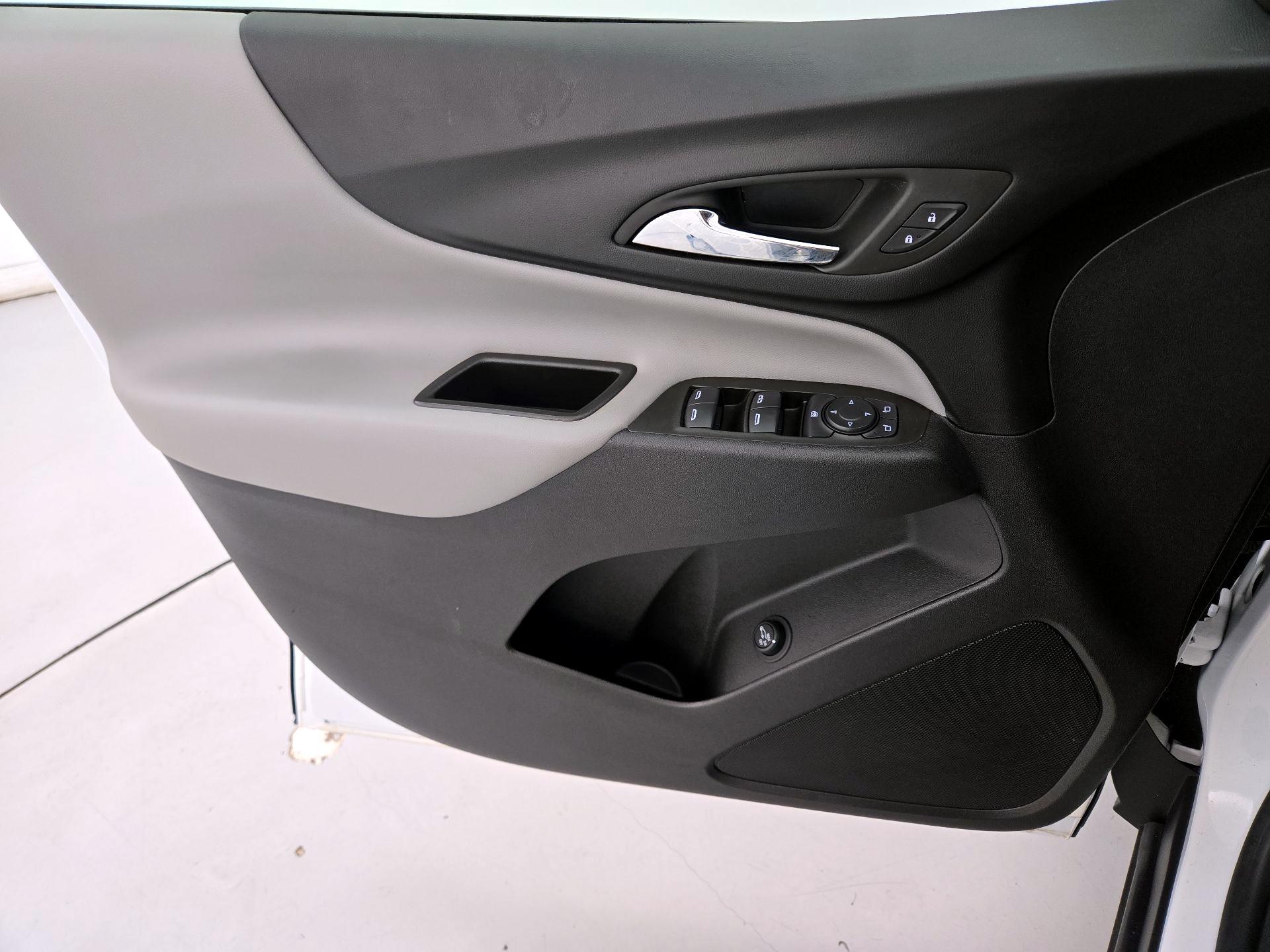 Thumbnail: 2023 Chevrolet Equinox - 12