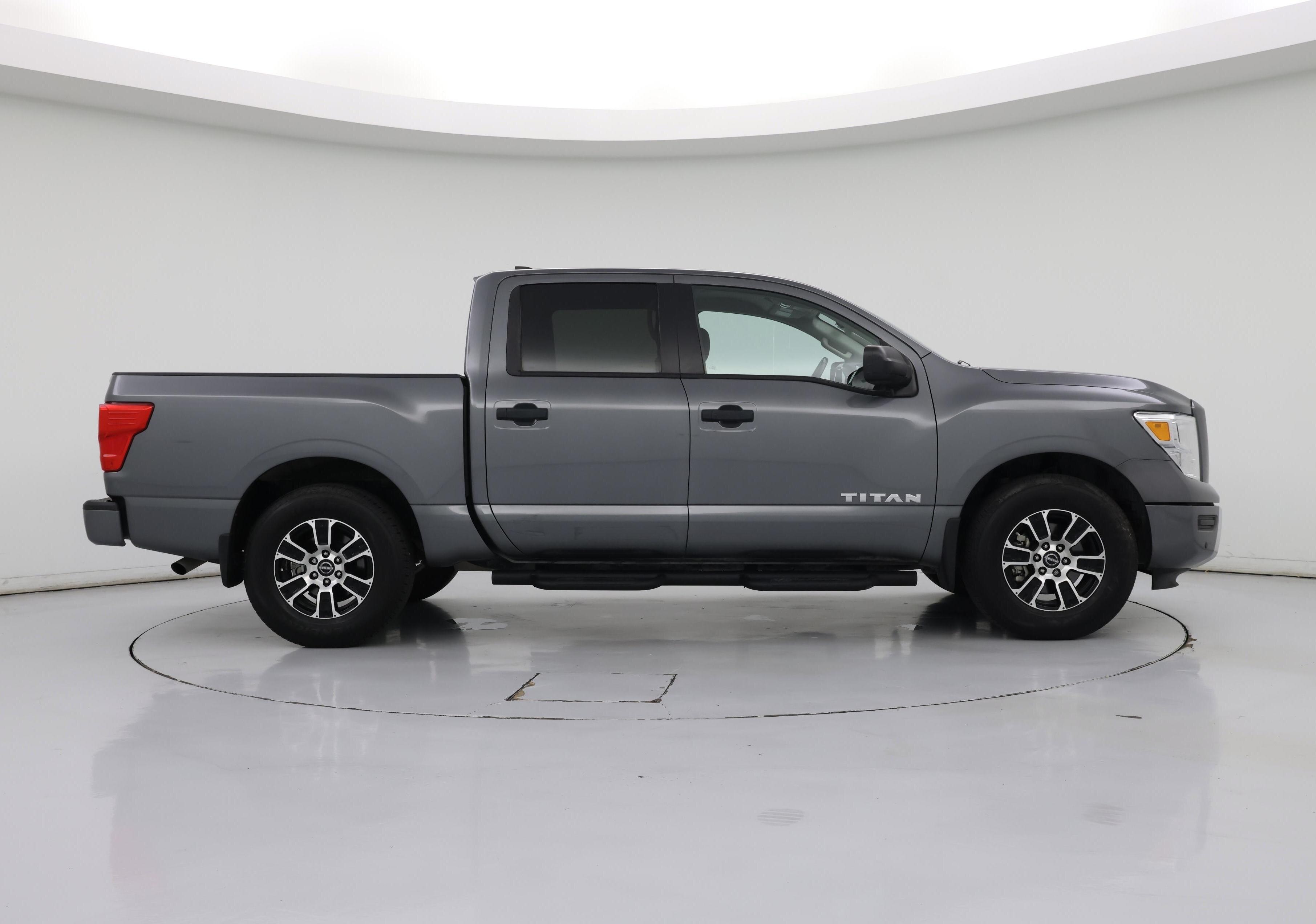 Thumbnail: 2023 Nissan Titan - 7