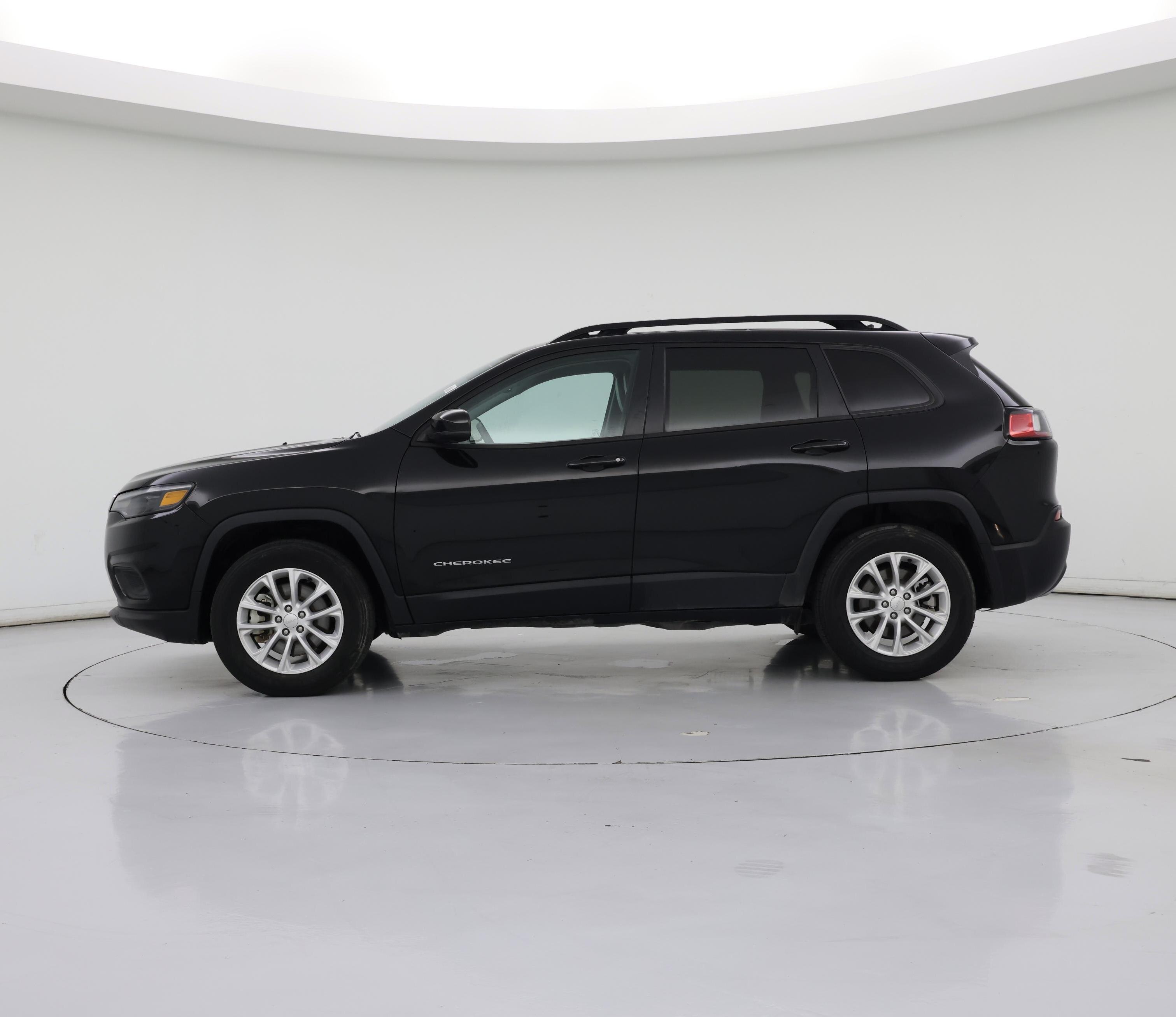 Thumbnail: 2022 Jeep Cherokee - 3