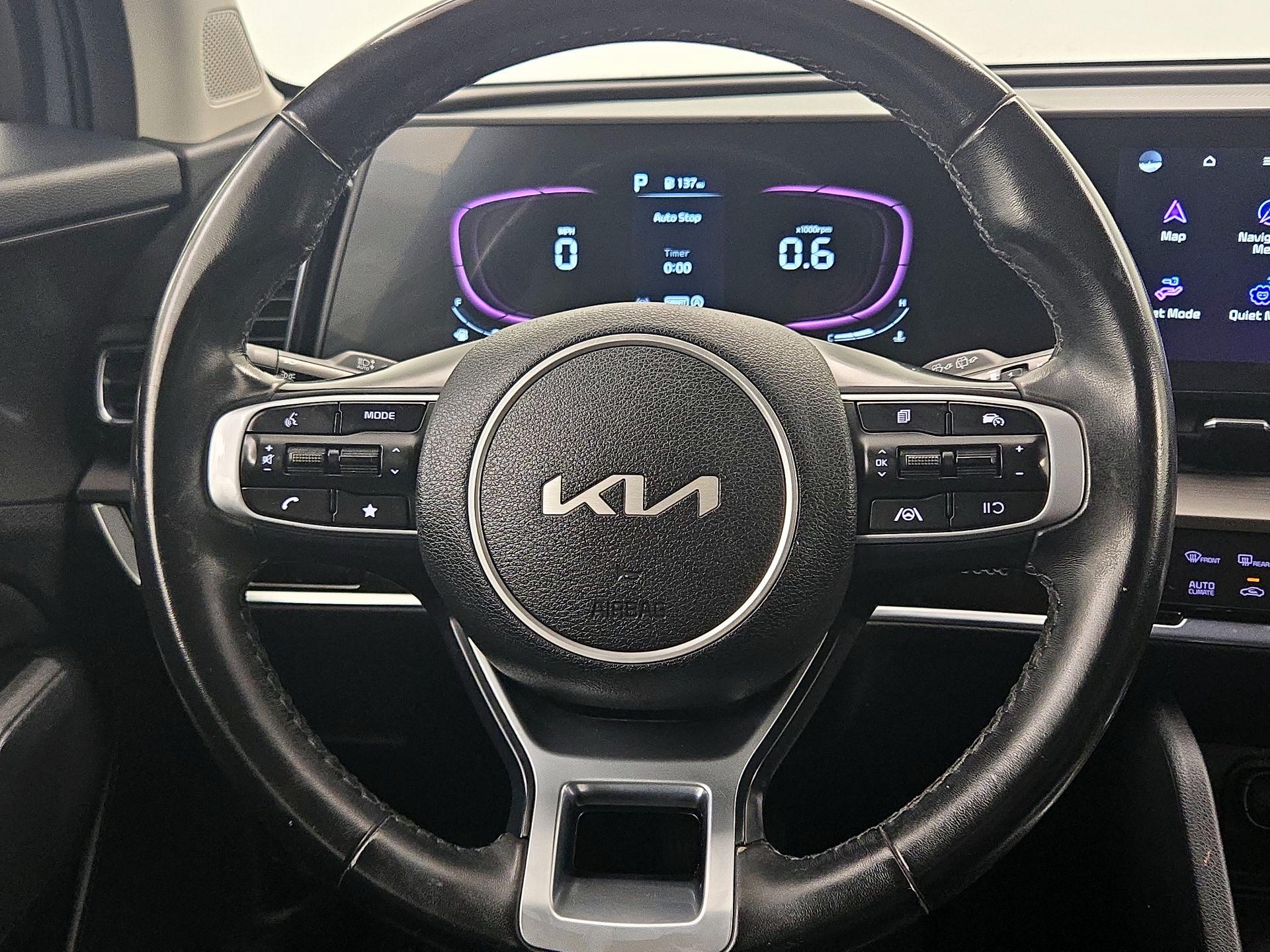 Thumbnail: 2023 Kia Sportage - 10