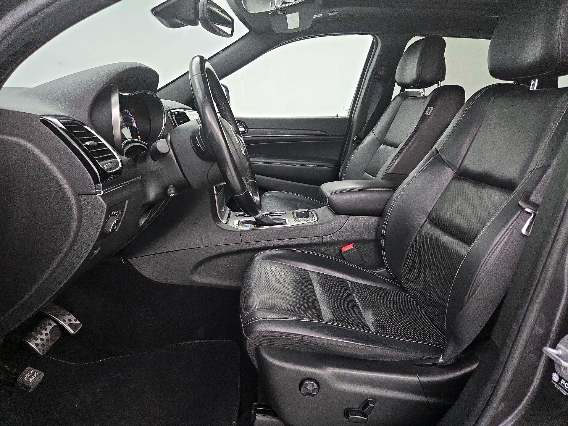 Thumbnail: 2021 Jeep Grand Cherokee - 11
