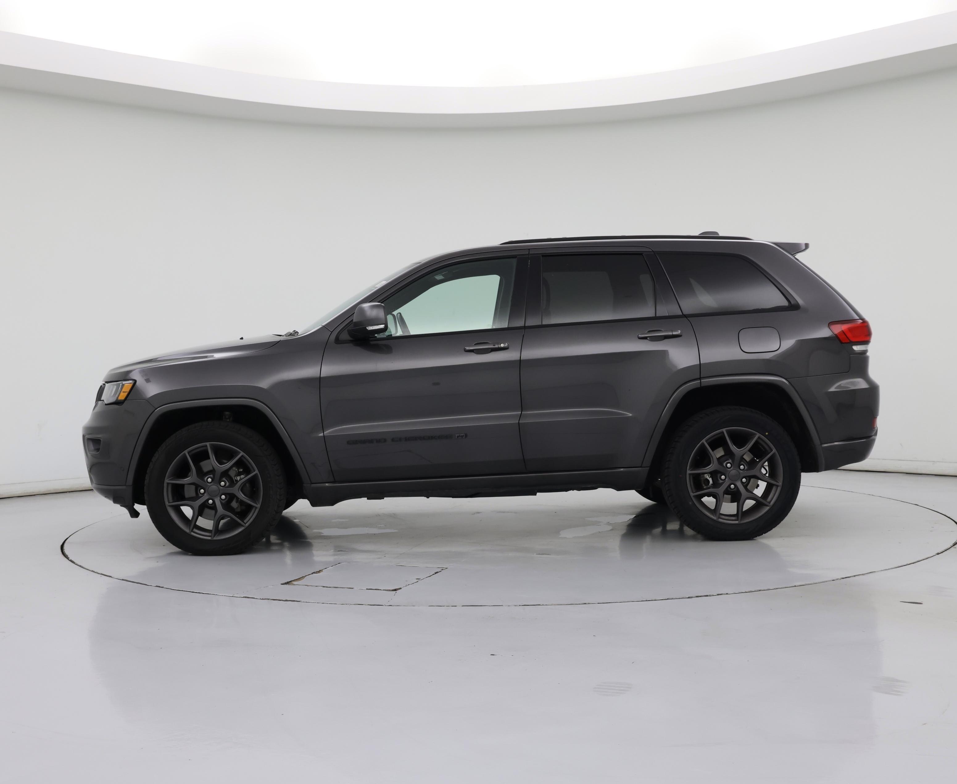 Thumbnail: 2021 Jeep Grand Cherokee - 3