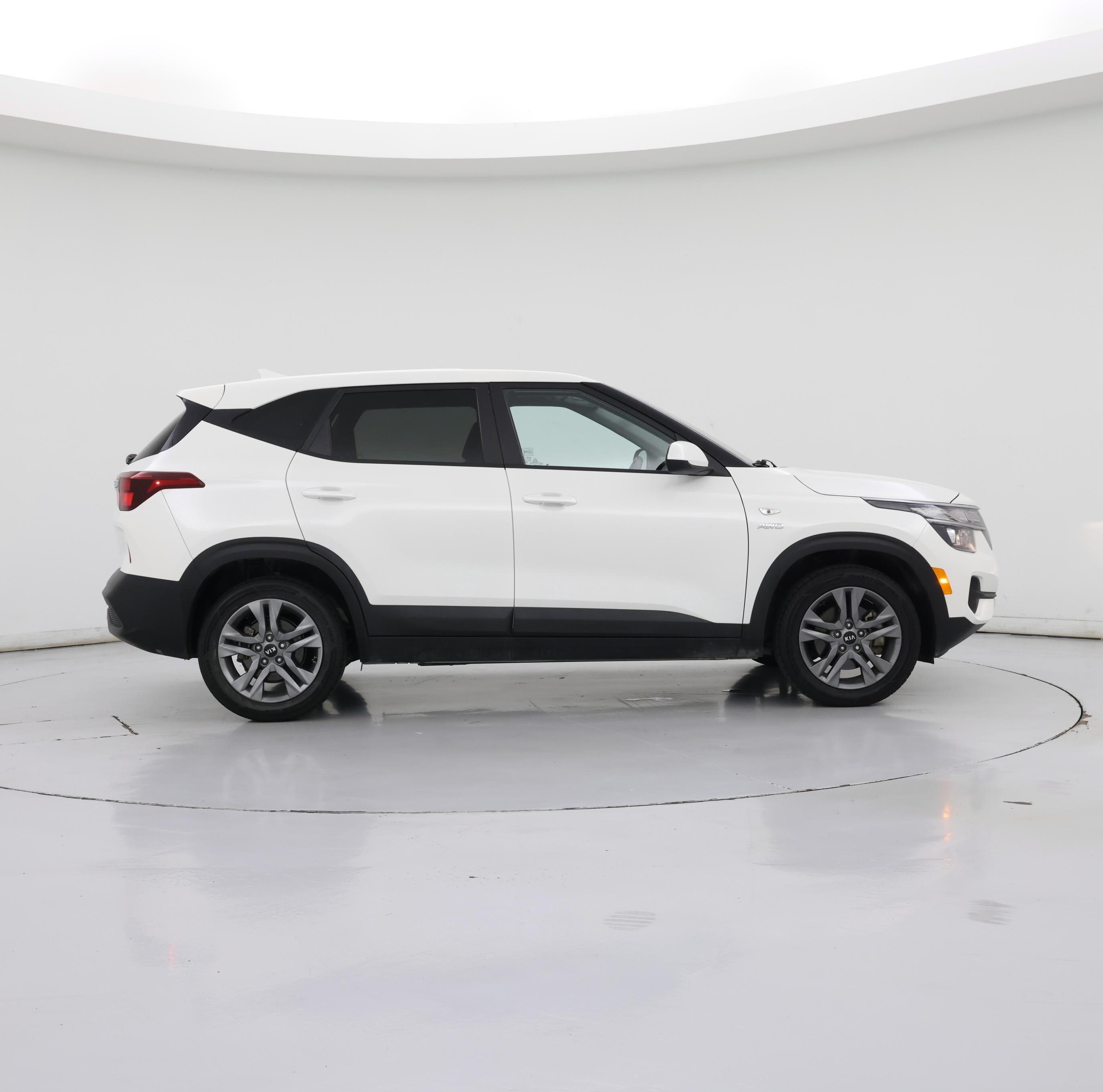 Thumbnail: 2021 Kia Seltos - 7