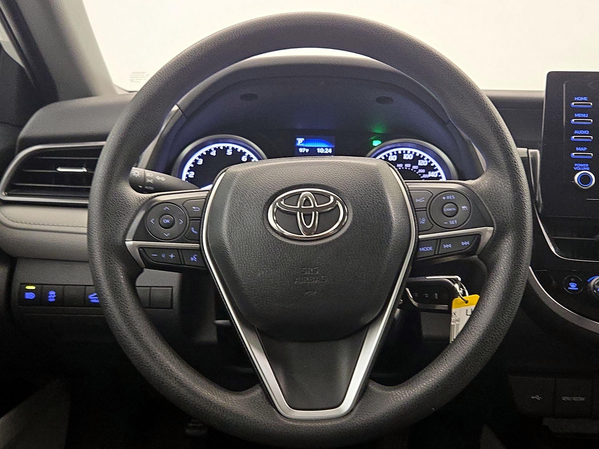 Thumbnail: 2023 Toyota Camry - 10