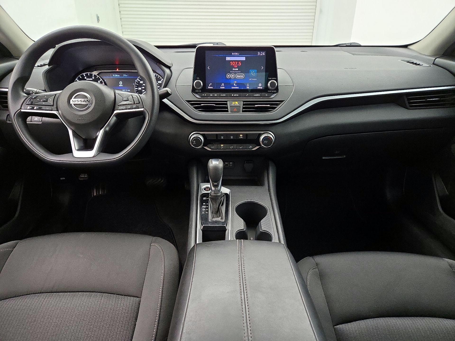 Thumbnail: 2020 Nissan Altima - 9