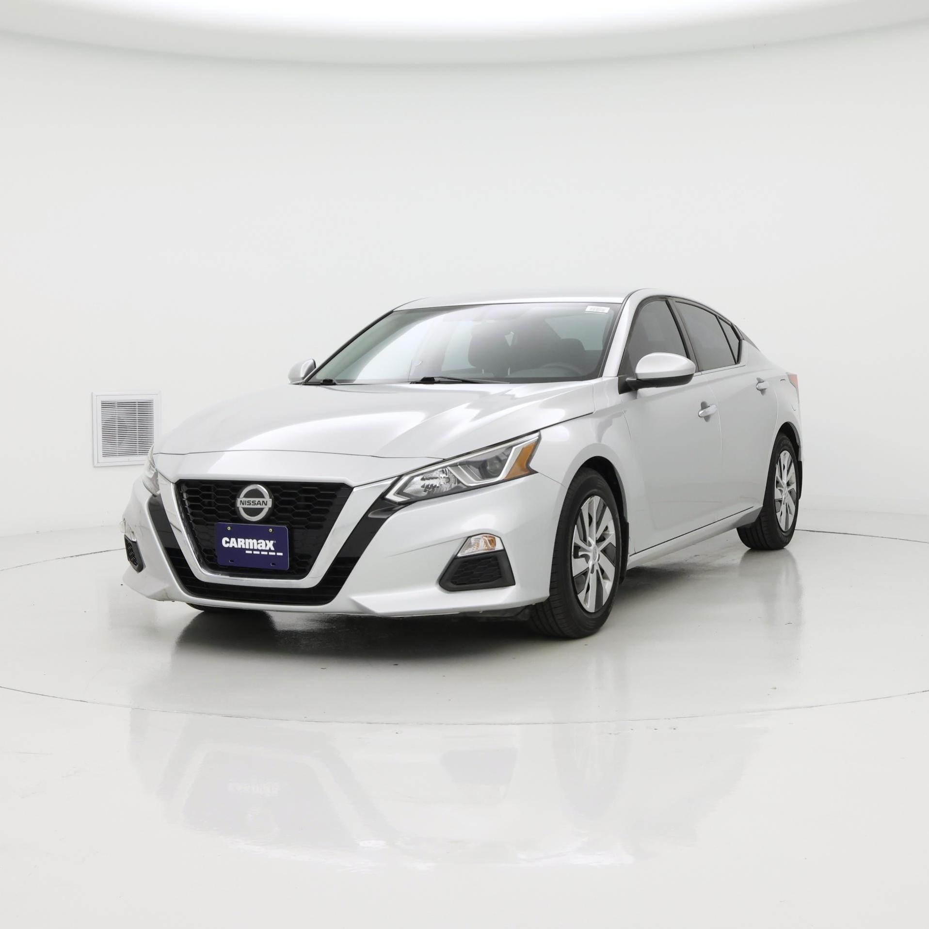 Thumbnail: 2020 Nissan Altima - 4