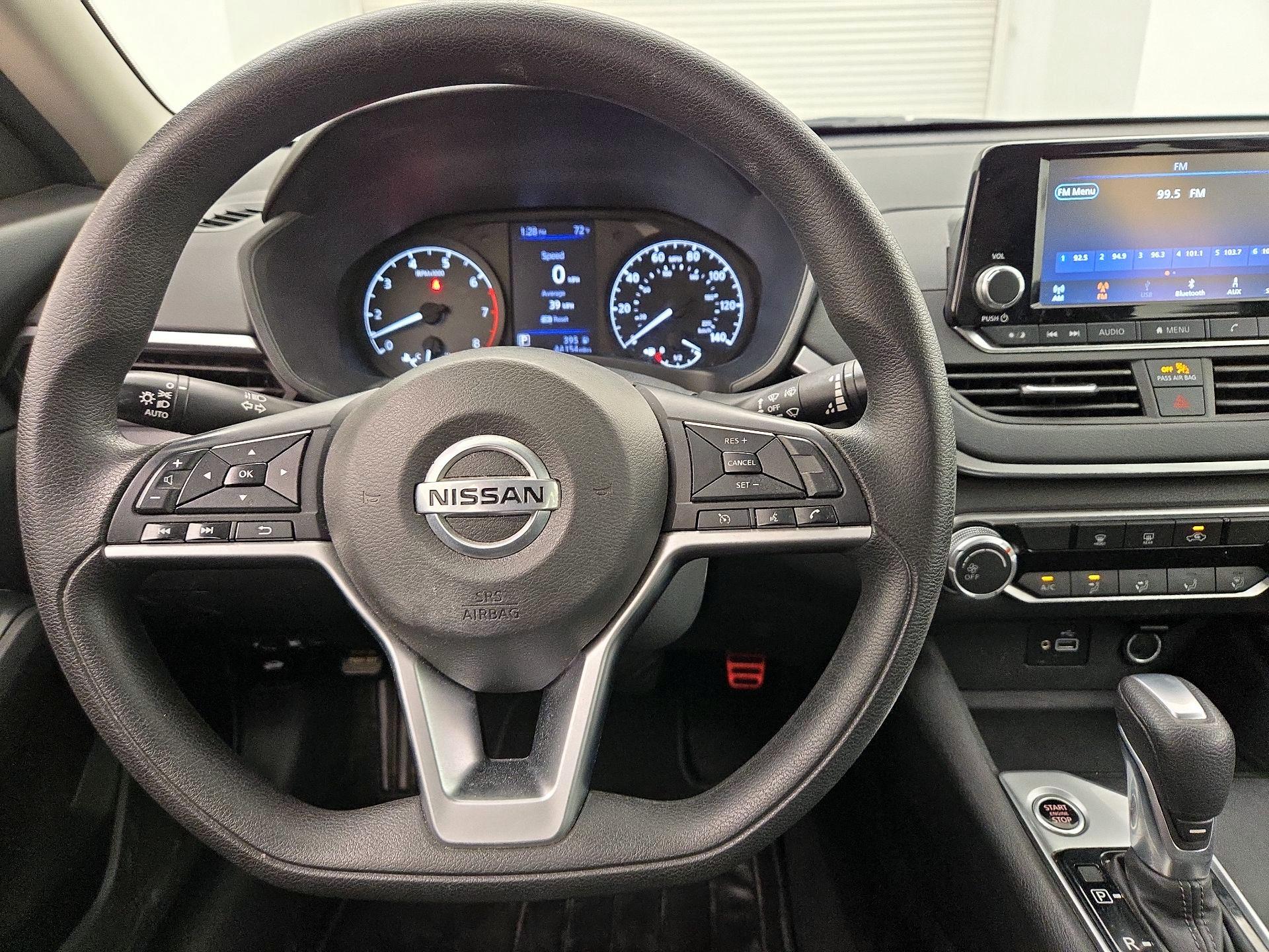Thumbnail: 2021 Nissan Altima - 10