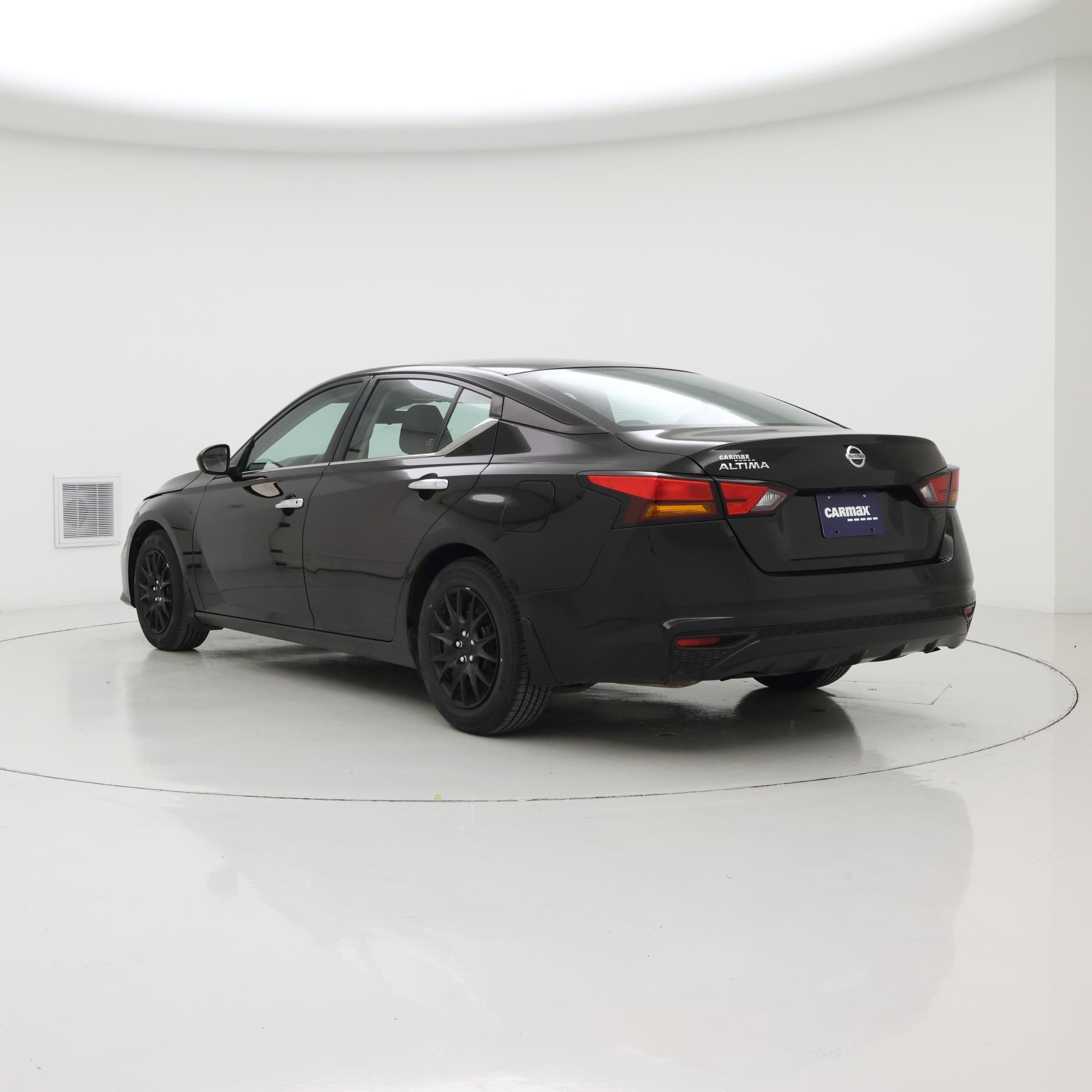 Thumbnail: 2021 Nissan Altima - 2