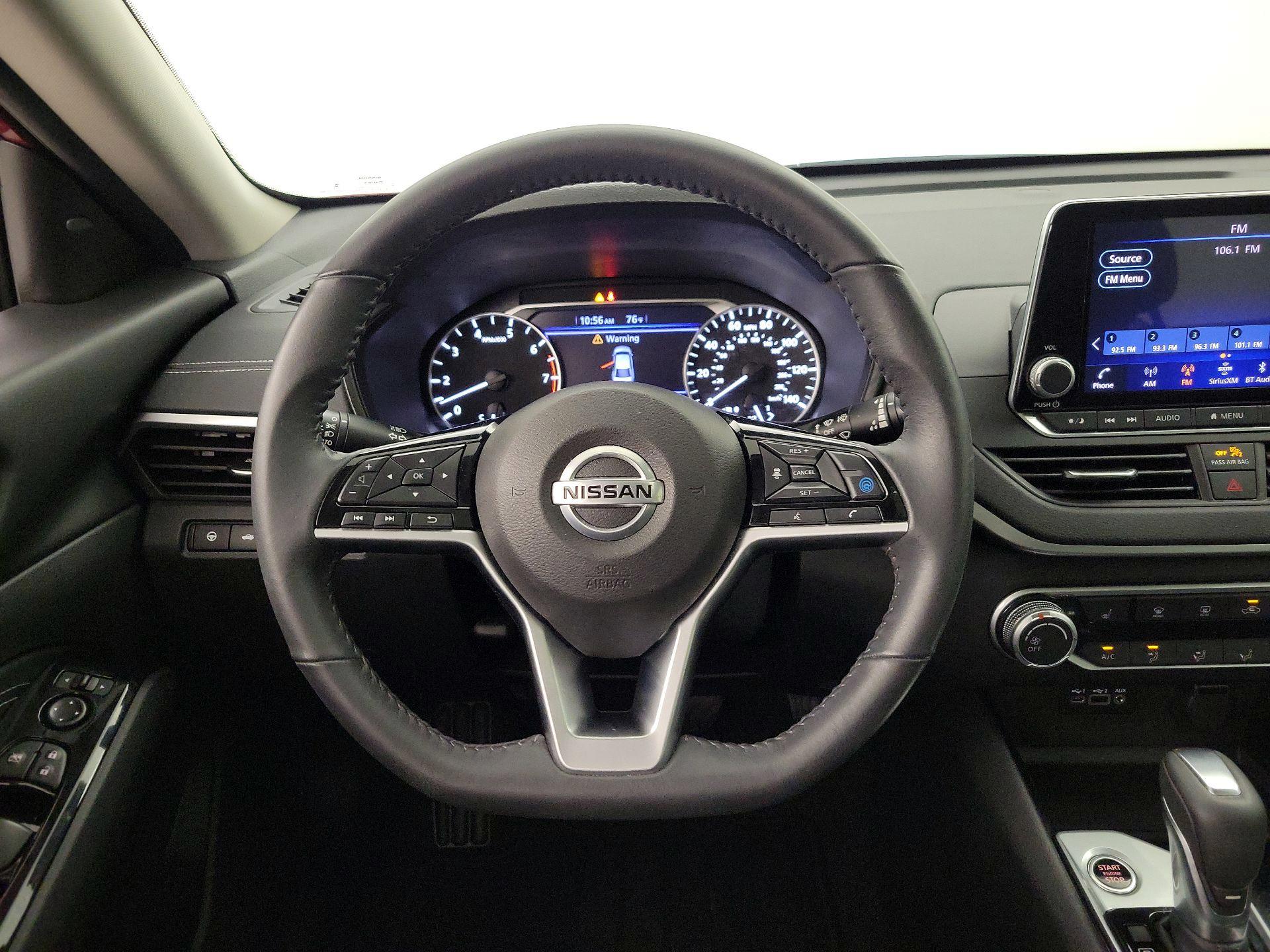 Thumbnail: 2022 Nissan Altima - 10