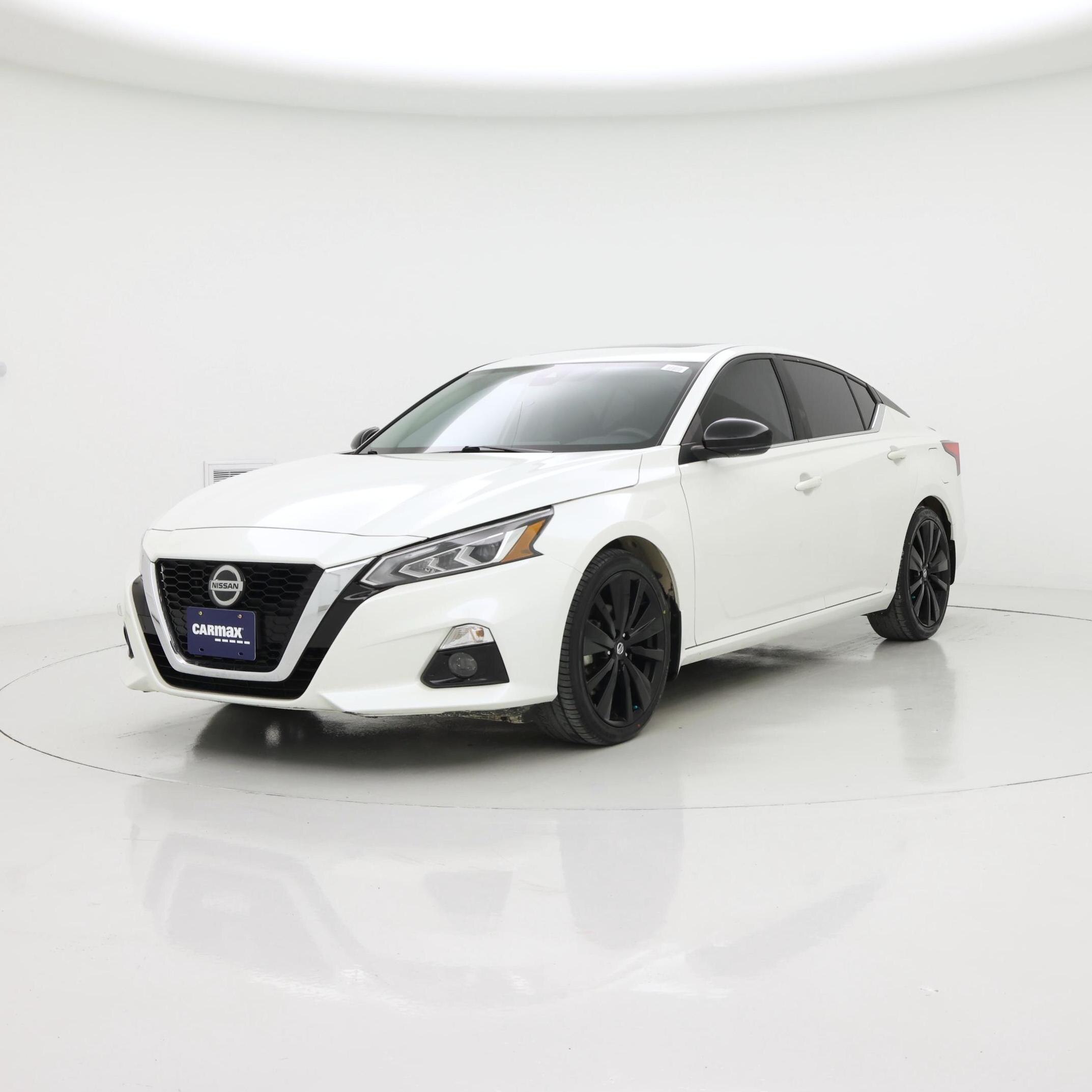 Thumbnail: 2022 Nissan Altima - 4