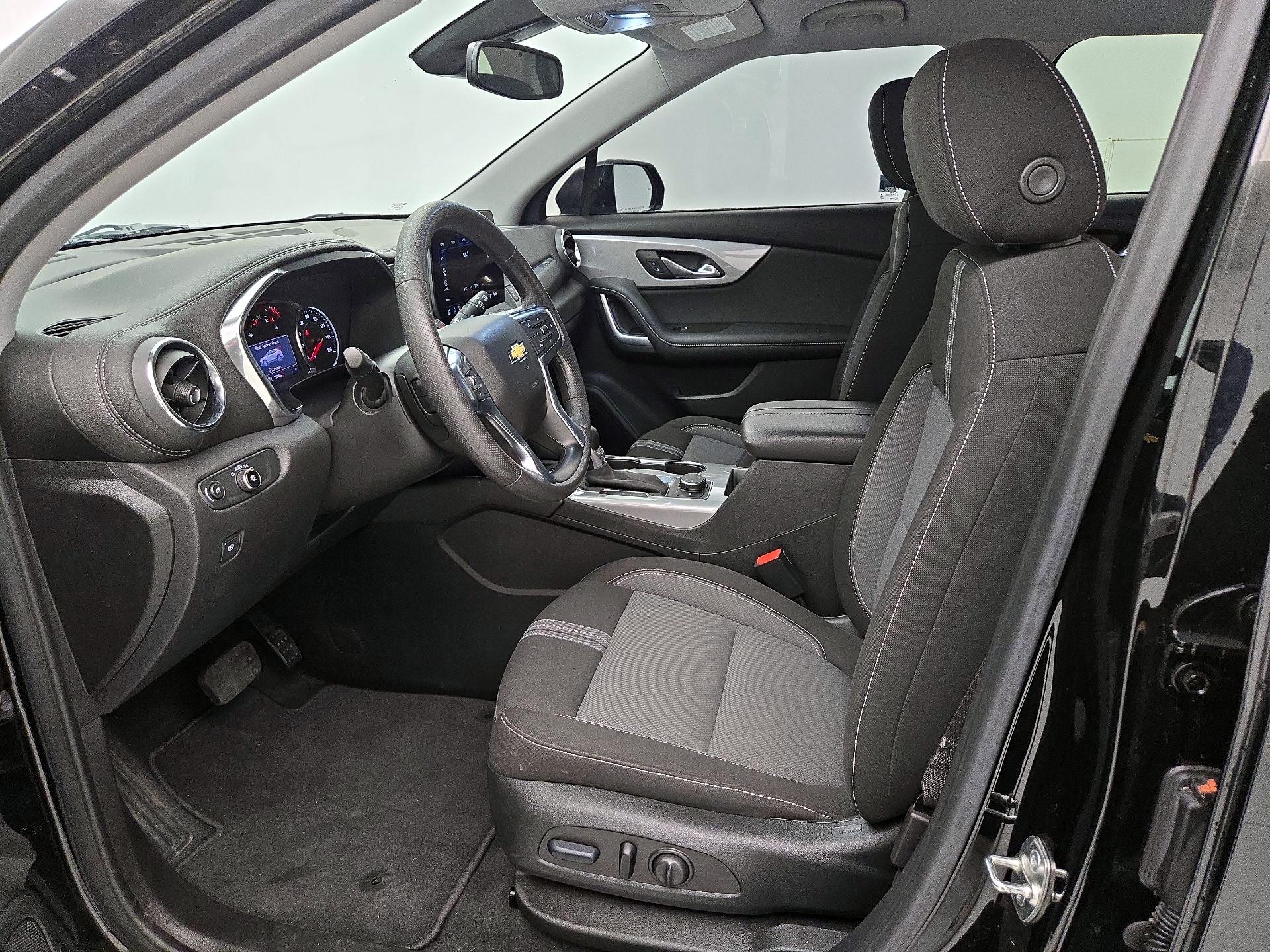 Thumbnail: 2023 Chevrolet Blazer - 11