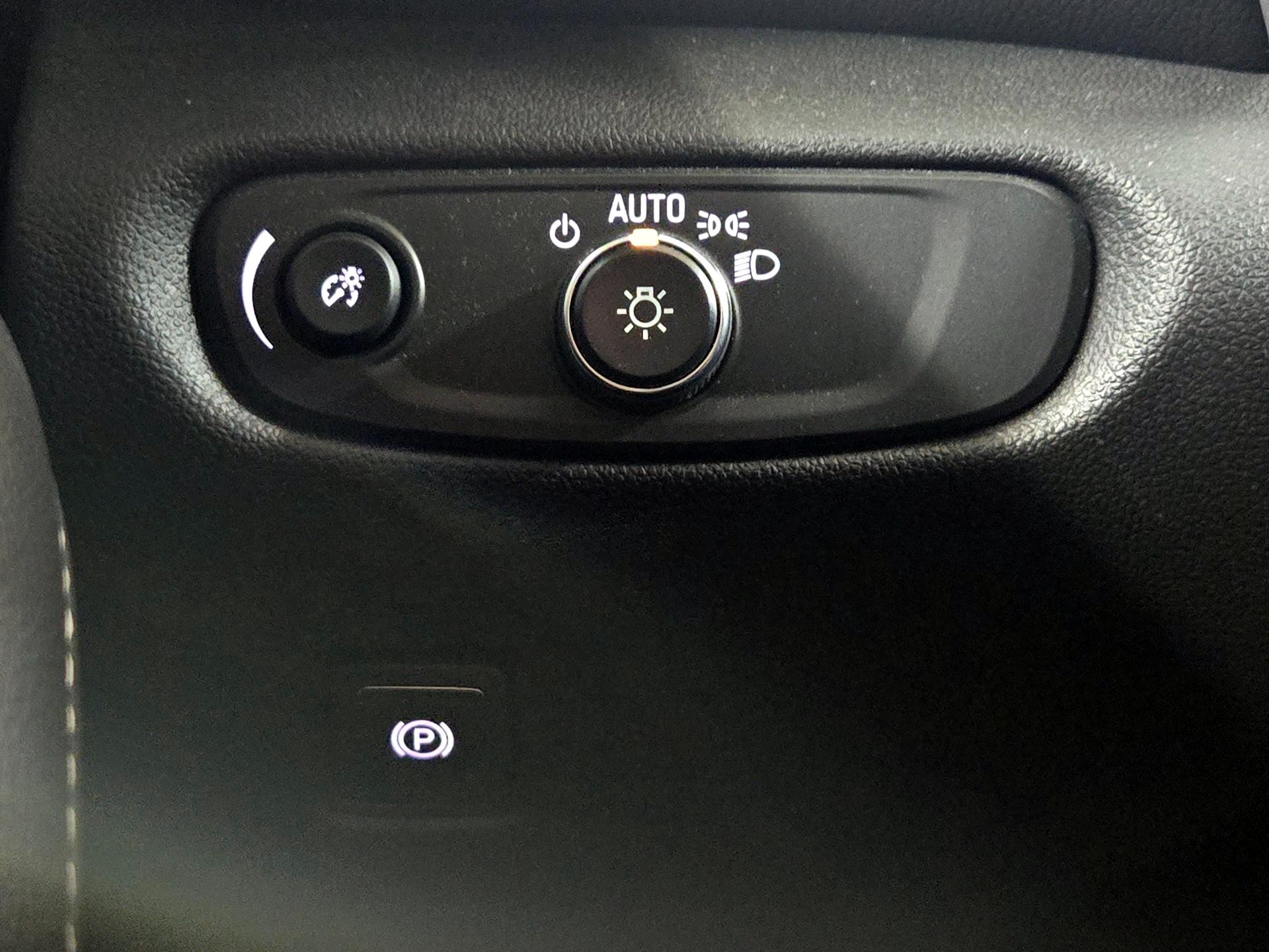 Thumbnail: 2023 Chevrolet Blazer - 13