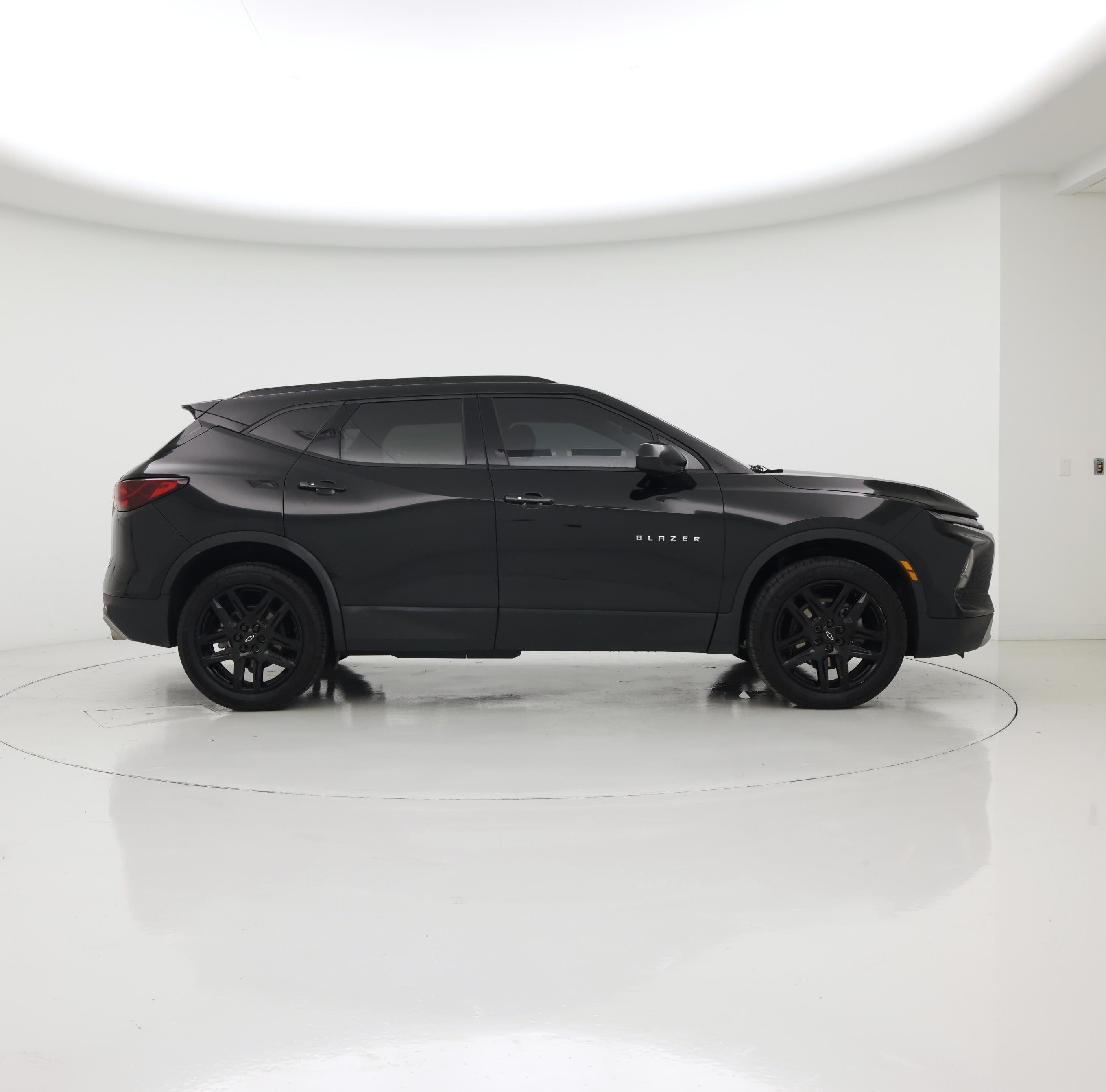 Thumbnail: 2023 Chevrolet Blazer - 7