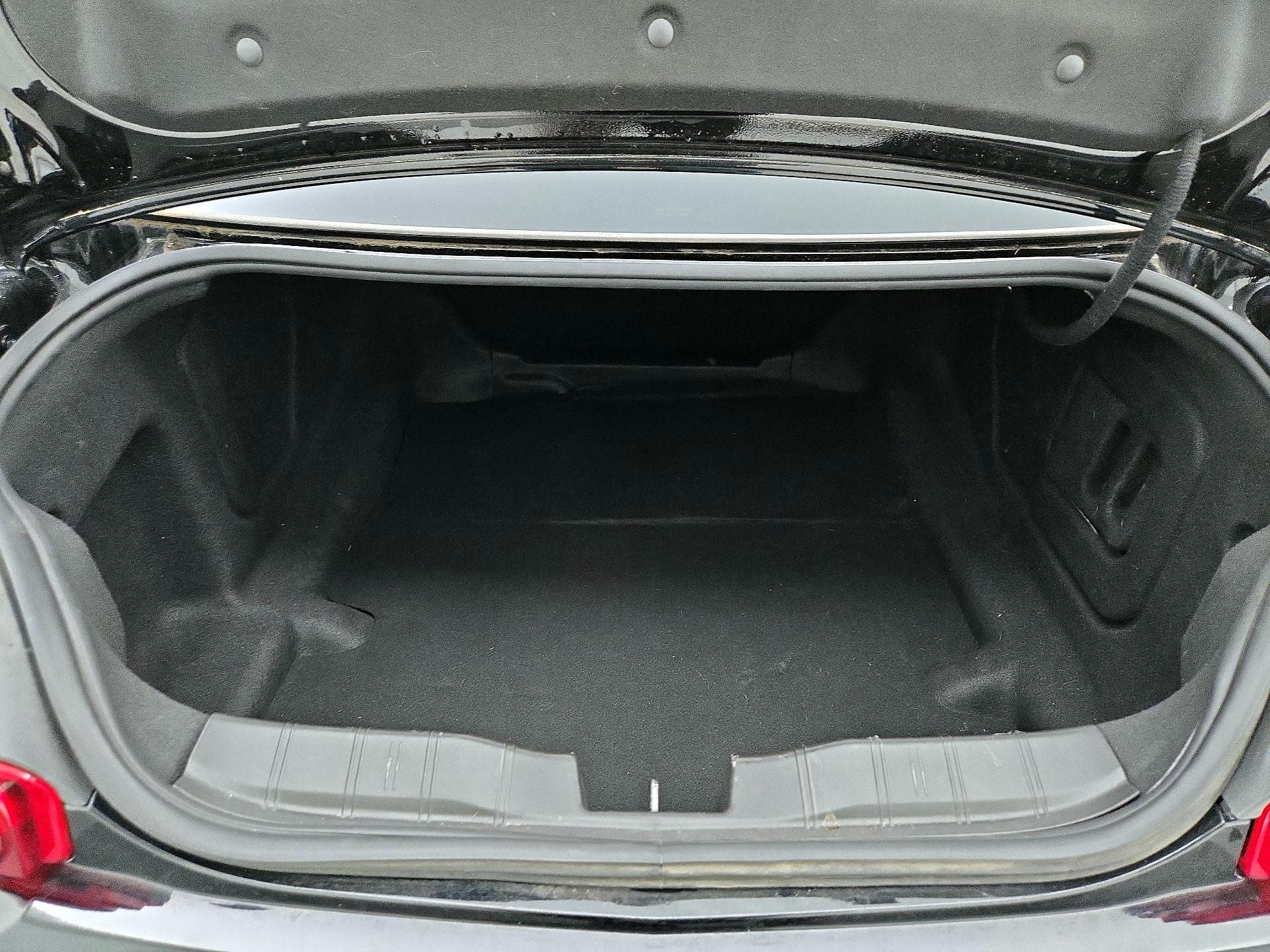 Thumbnail: 2022 Chevrolet Camaro - 18