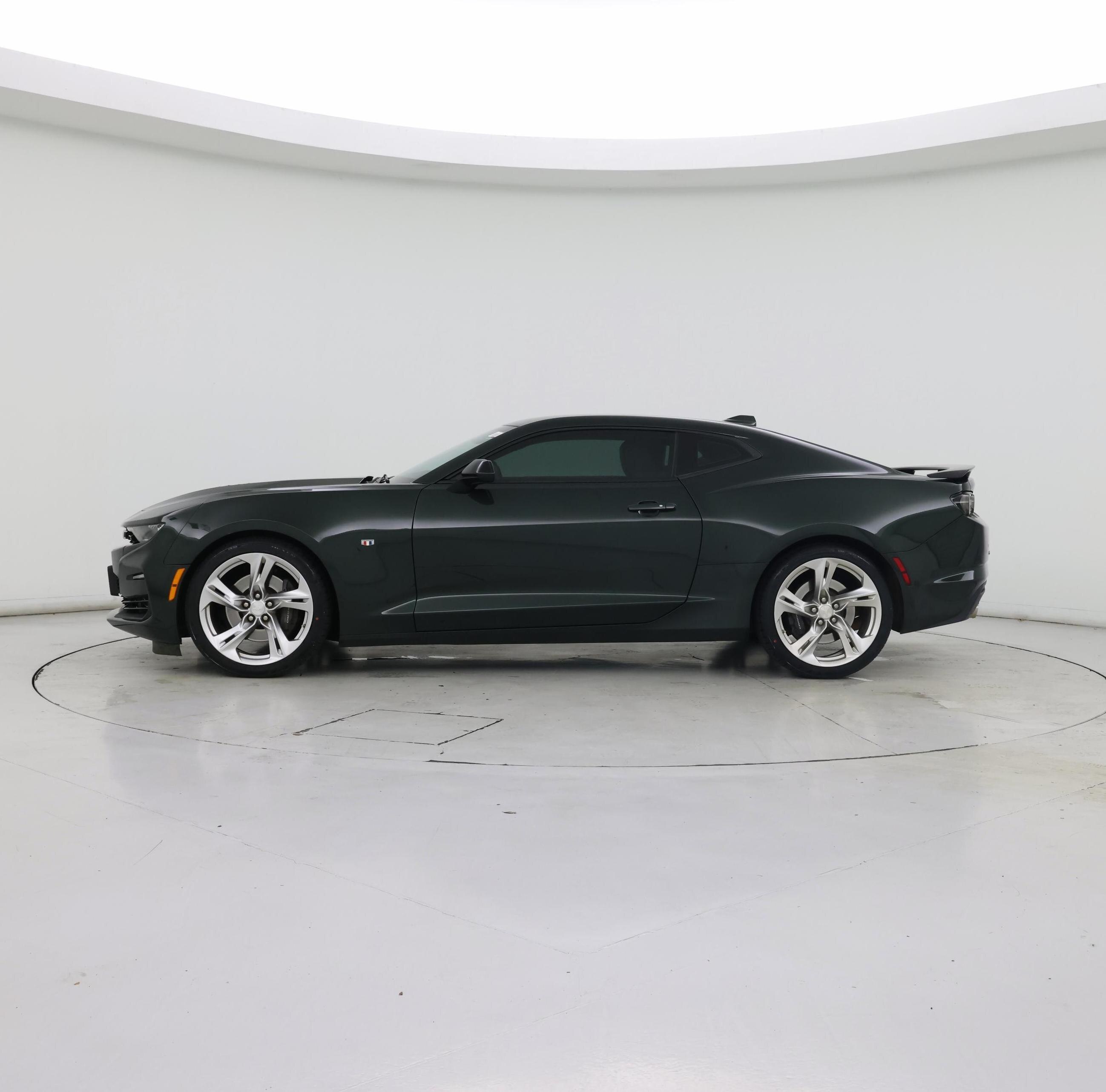 Thumbnail: 2020 Chevrolet Camaro - 3