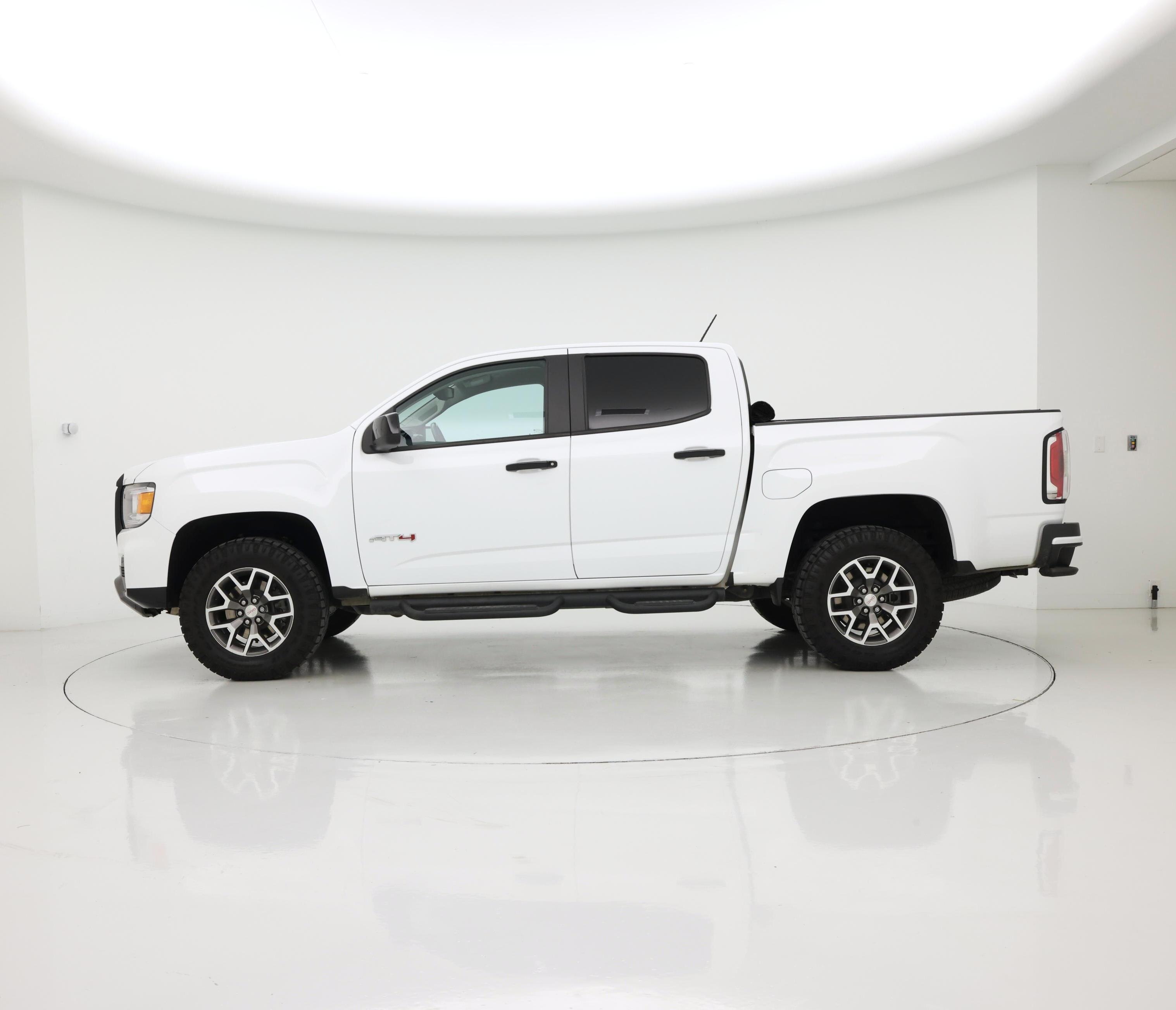 Thumbnail: 2022 GMC Canyon - 3