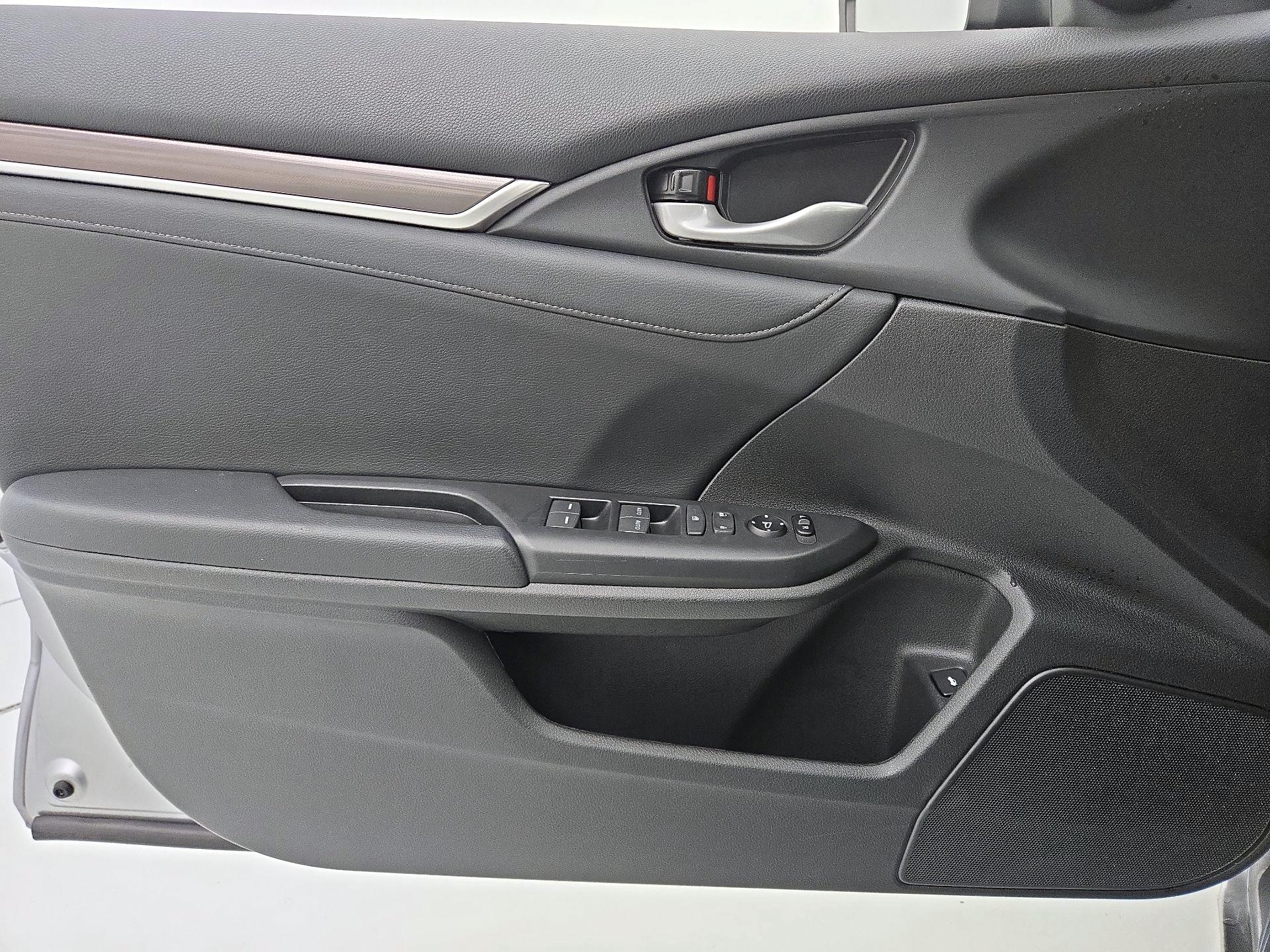 Thumbnail: 2020 Honda Civic - 12