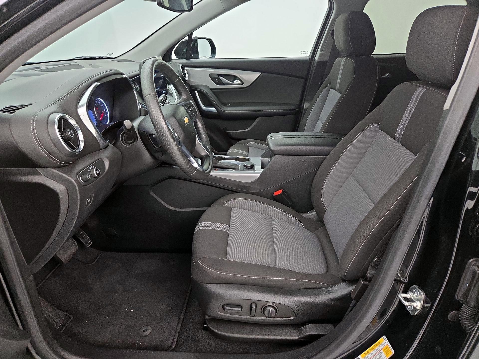 Thumbnail: 2023 Chevrolet Blazer - 11