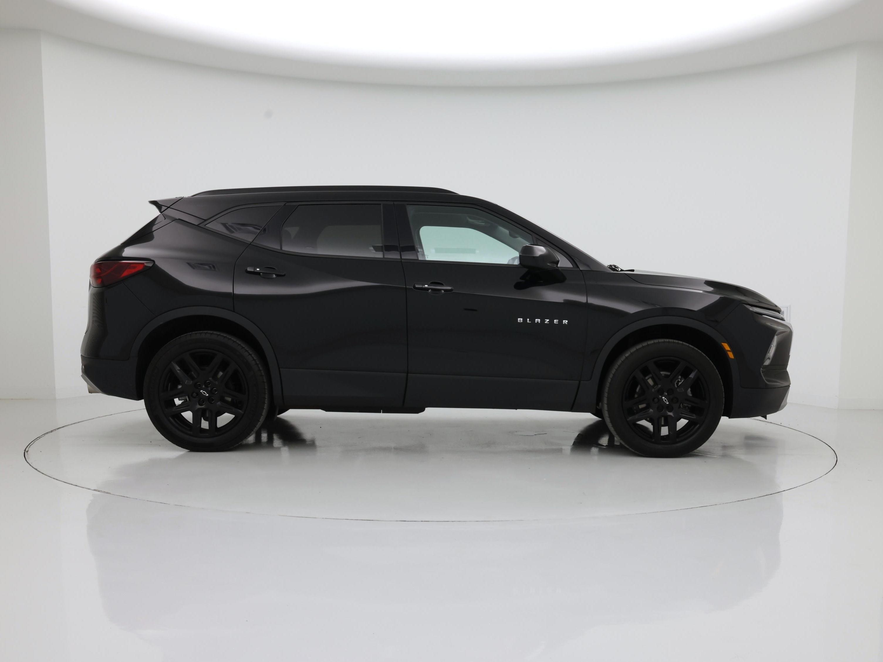 Thumbnail: 2023 Chevrolet Blazer - 7