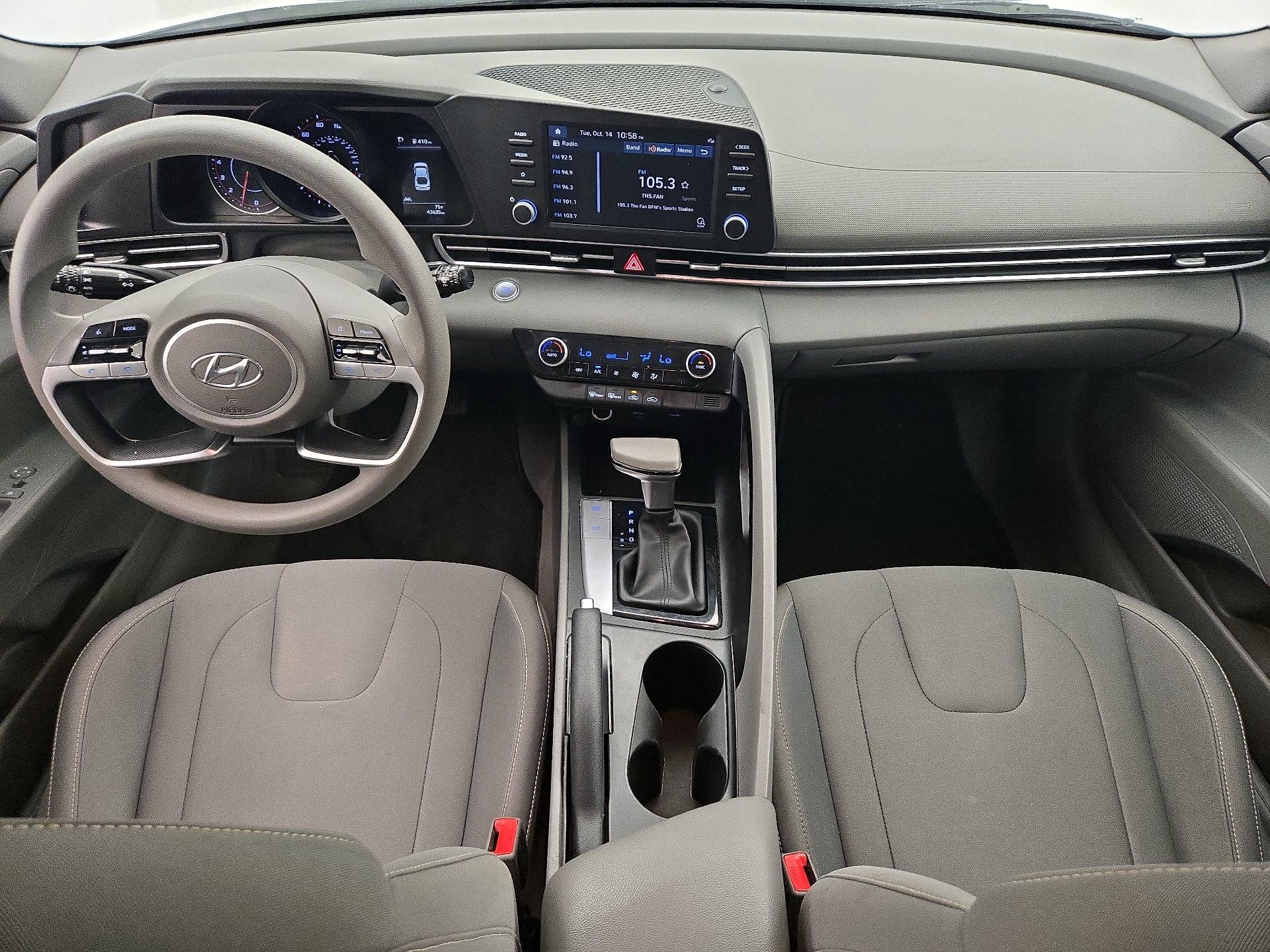 Thumbnail: 2023 Hyundai Elantra - 9