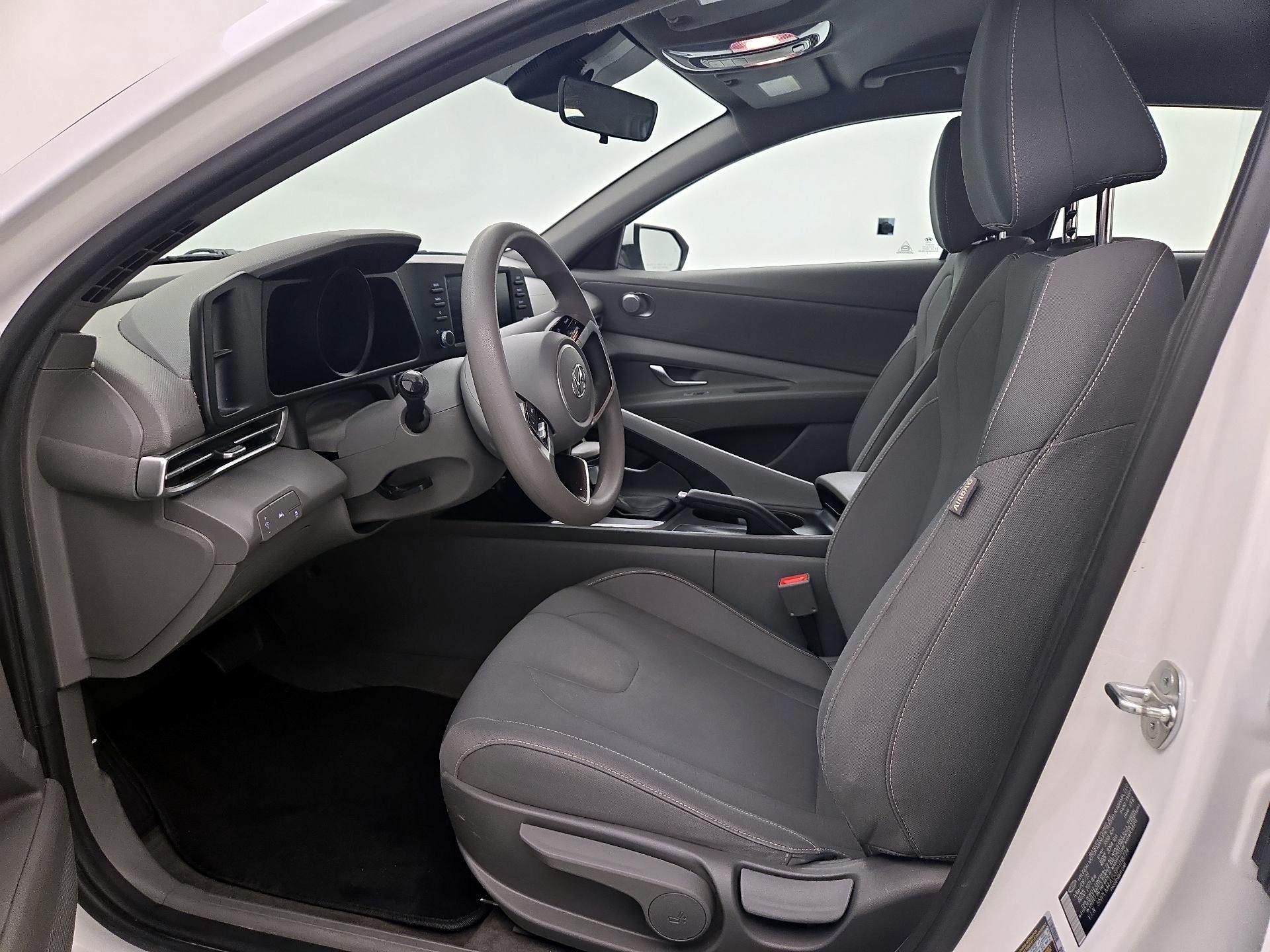 Thumbnail: 2023 Hyundai Elantra - 11
