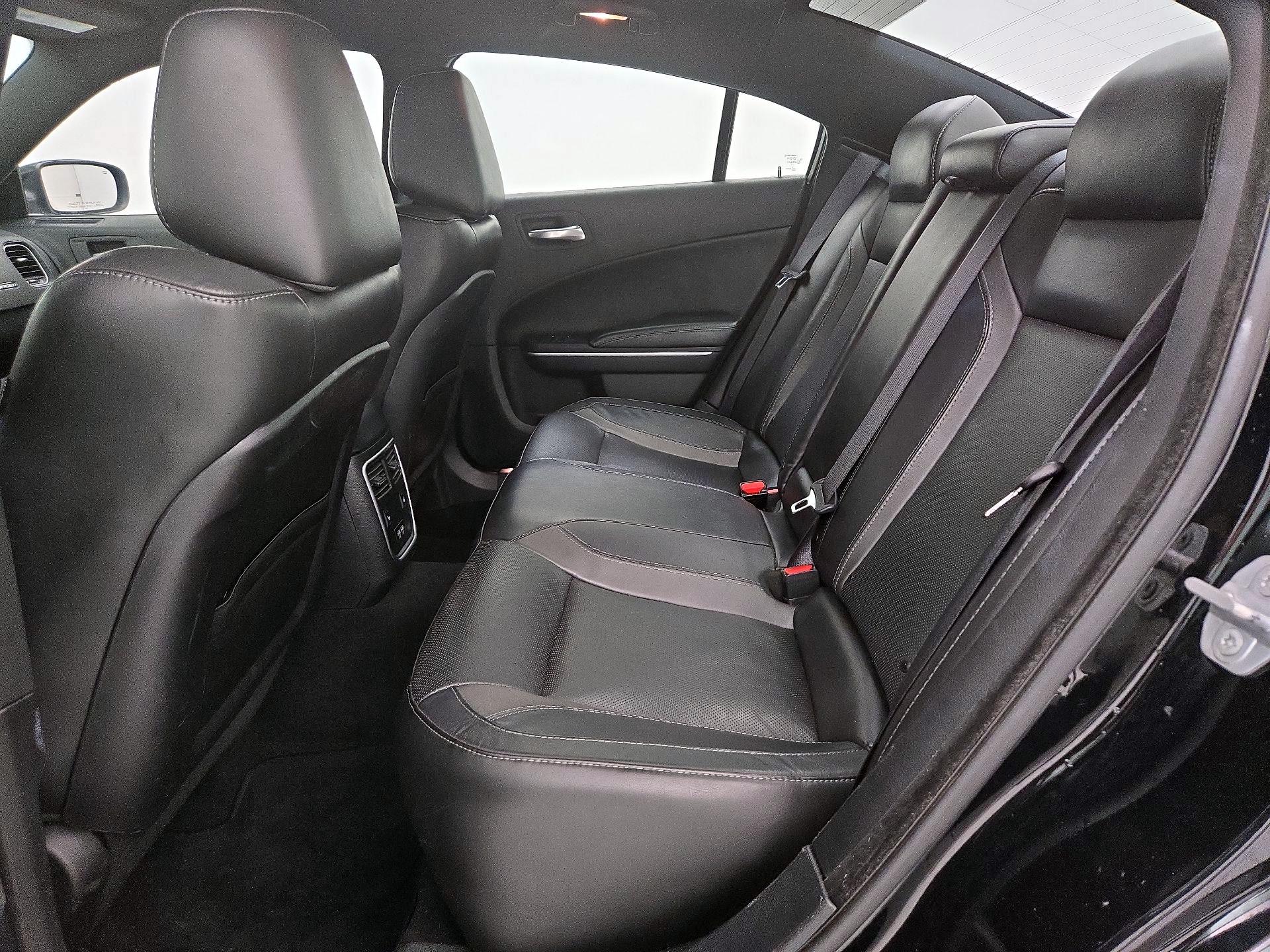 Thumbnail: 2021 Dodge Charger - 19
