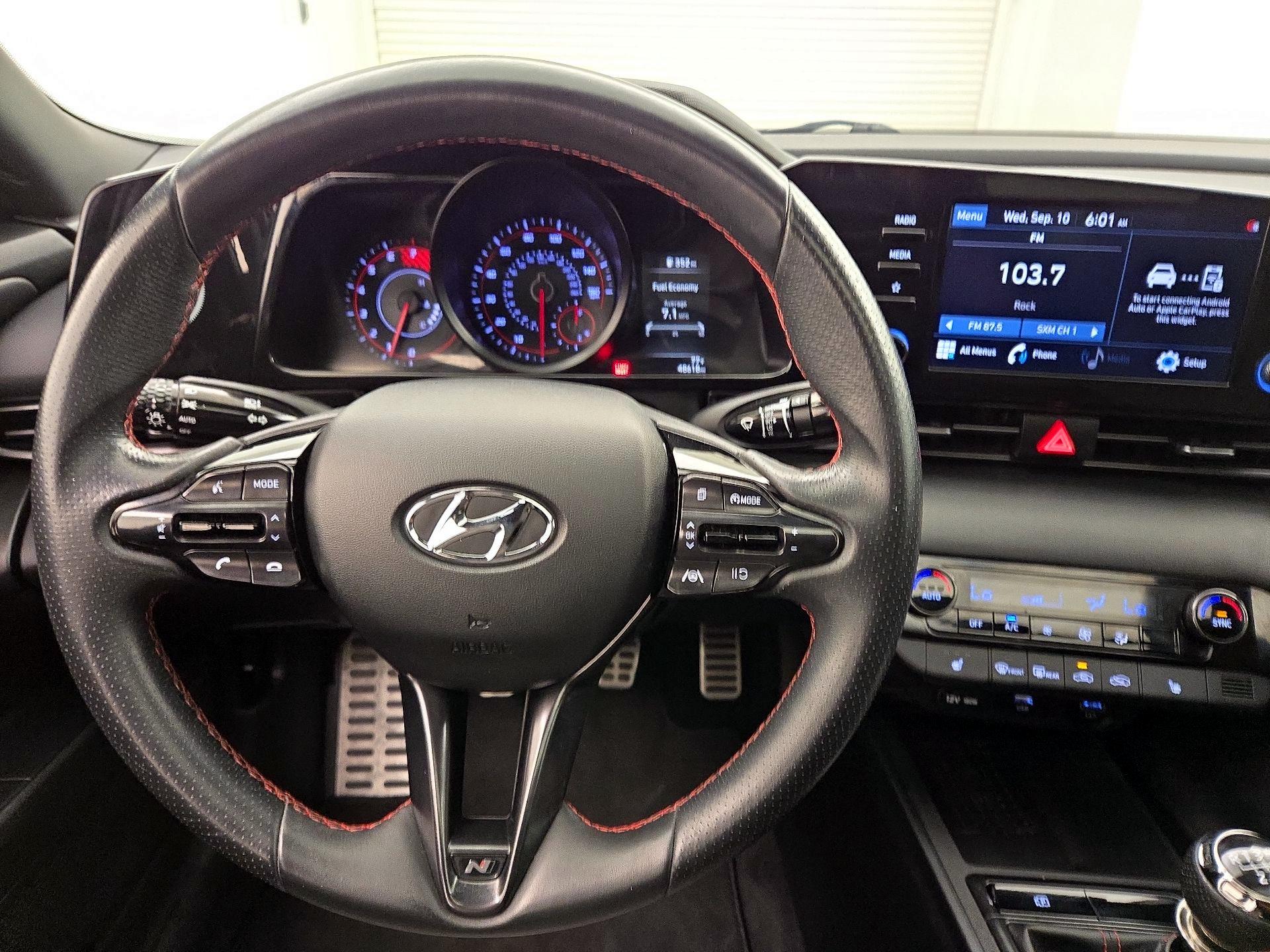 Thumbnail: 2022 Hyundai Elantra - 10