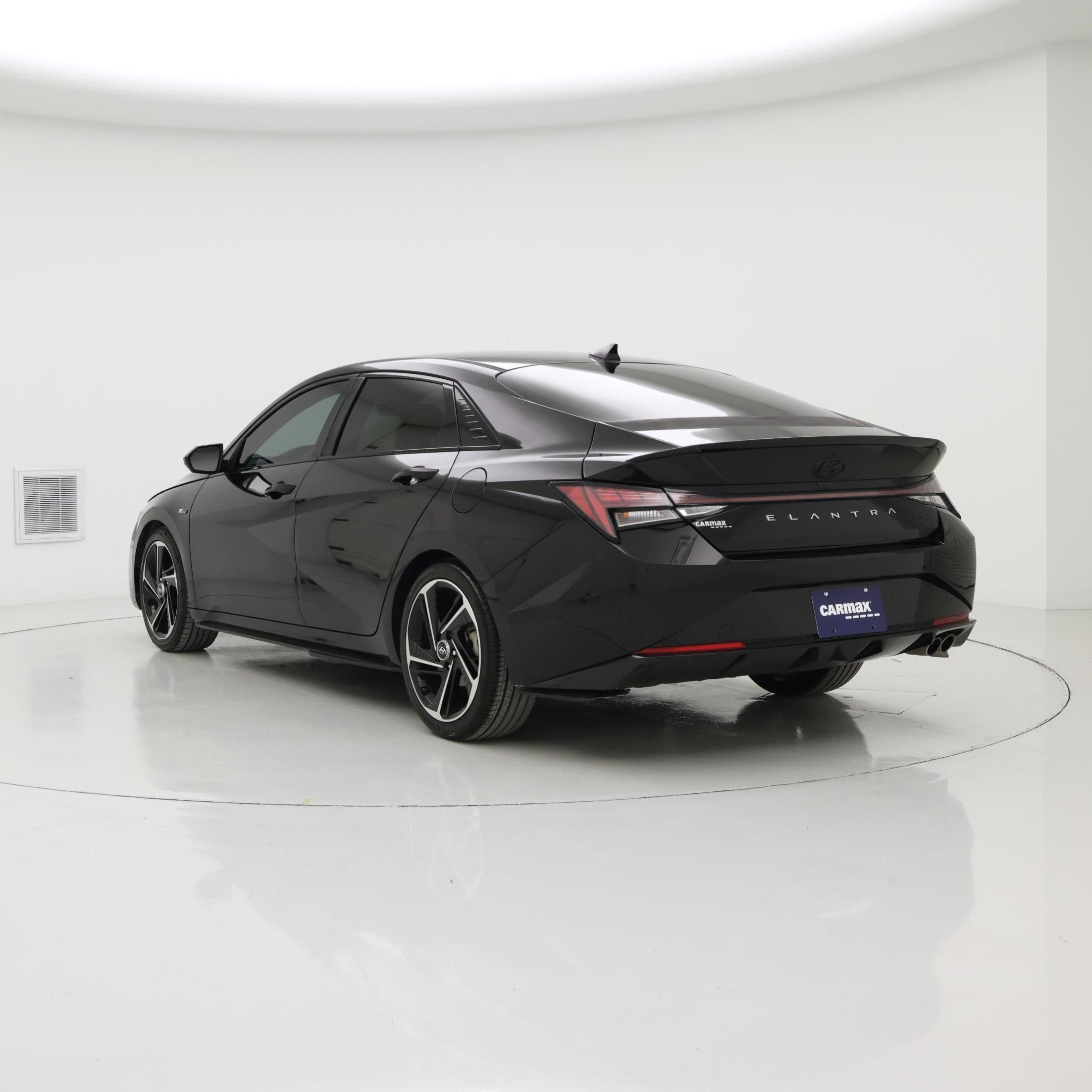 Thumbnail: 2022 Hyundai Elantra - 2