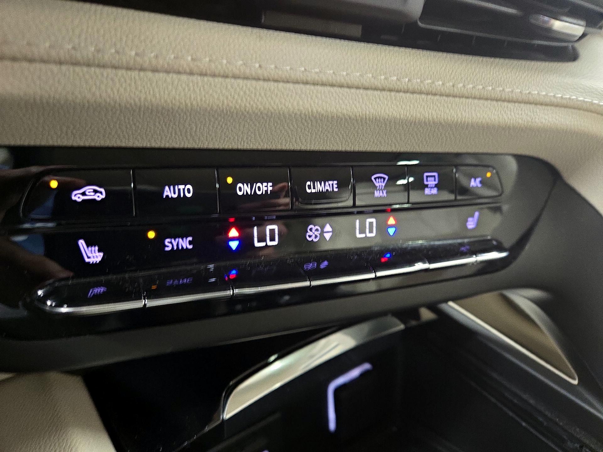 Thumbnail: 2022 Buick Envision - 17