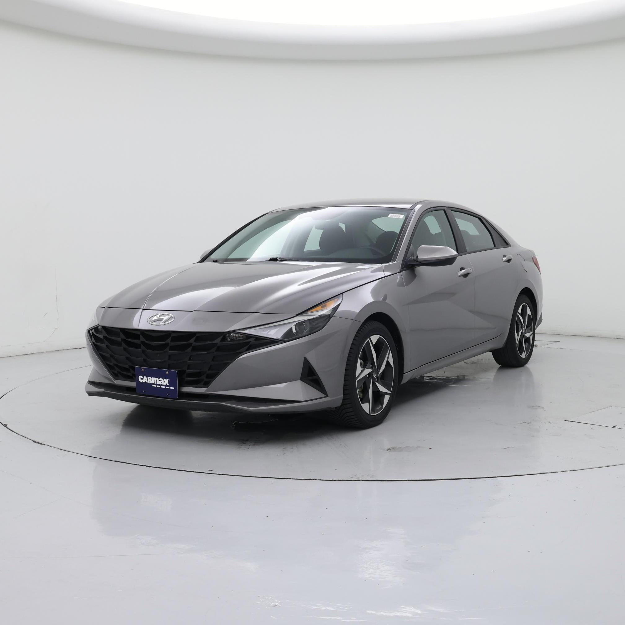 Thumbnail: 2023 Hyundai Elantra - 4