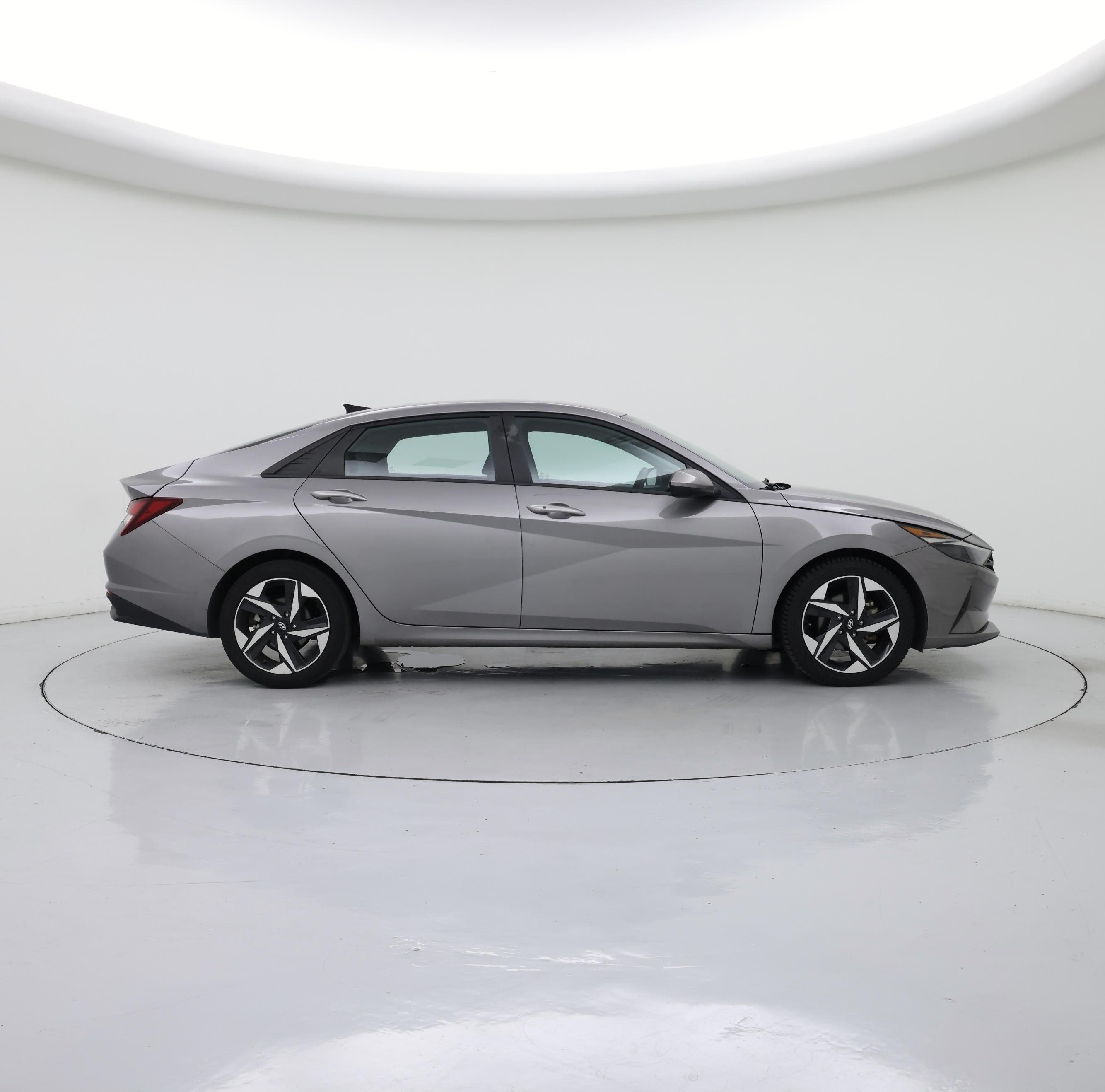 Thumbnail: 2023 Hyundai Elantra - 7