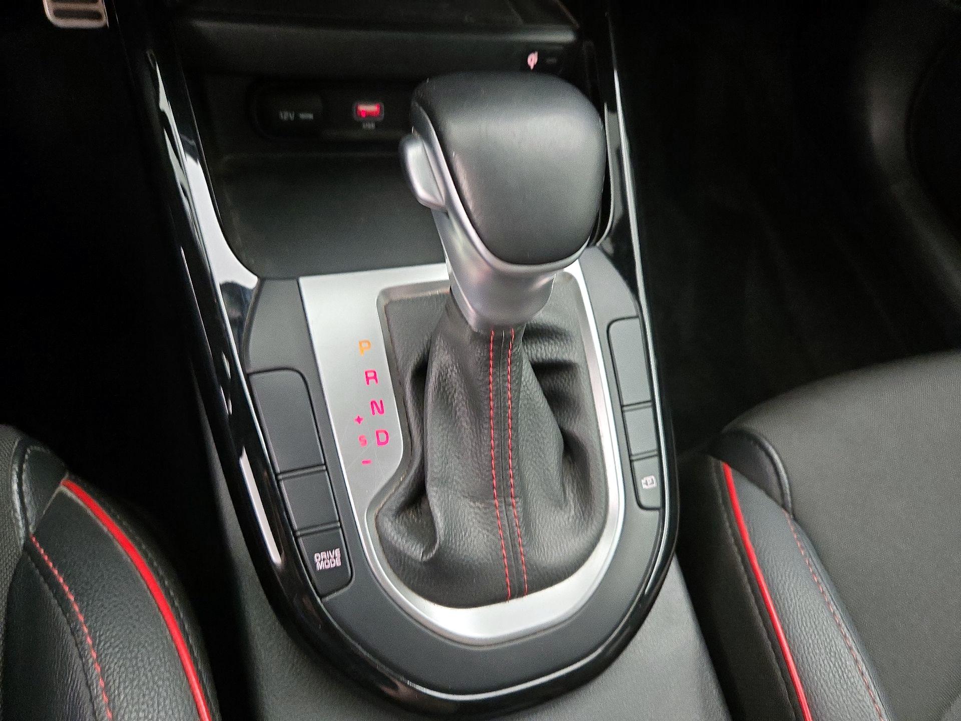 Thumbnail: 2022 Kia Forte - 18