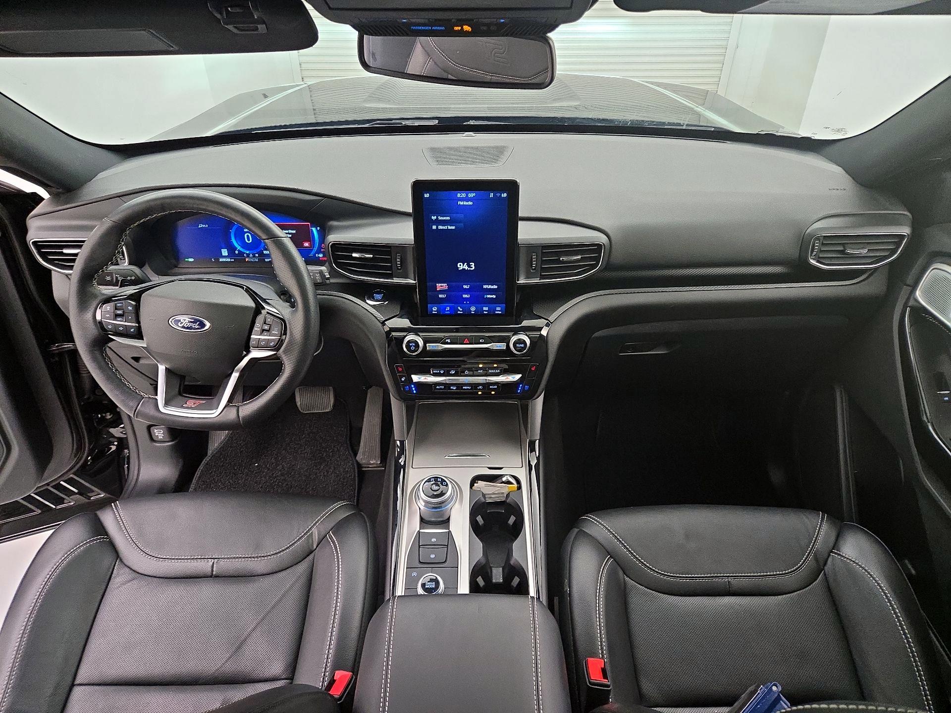 Thumbnail: 2022 Ford Explorer - 9
