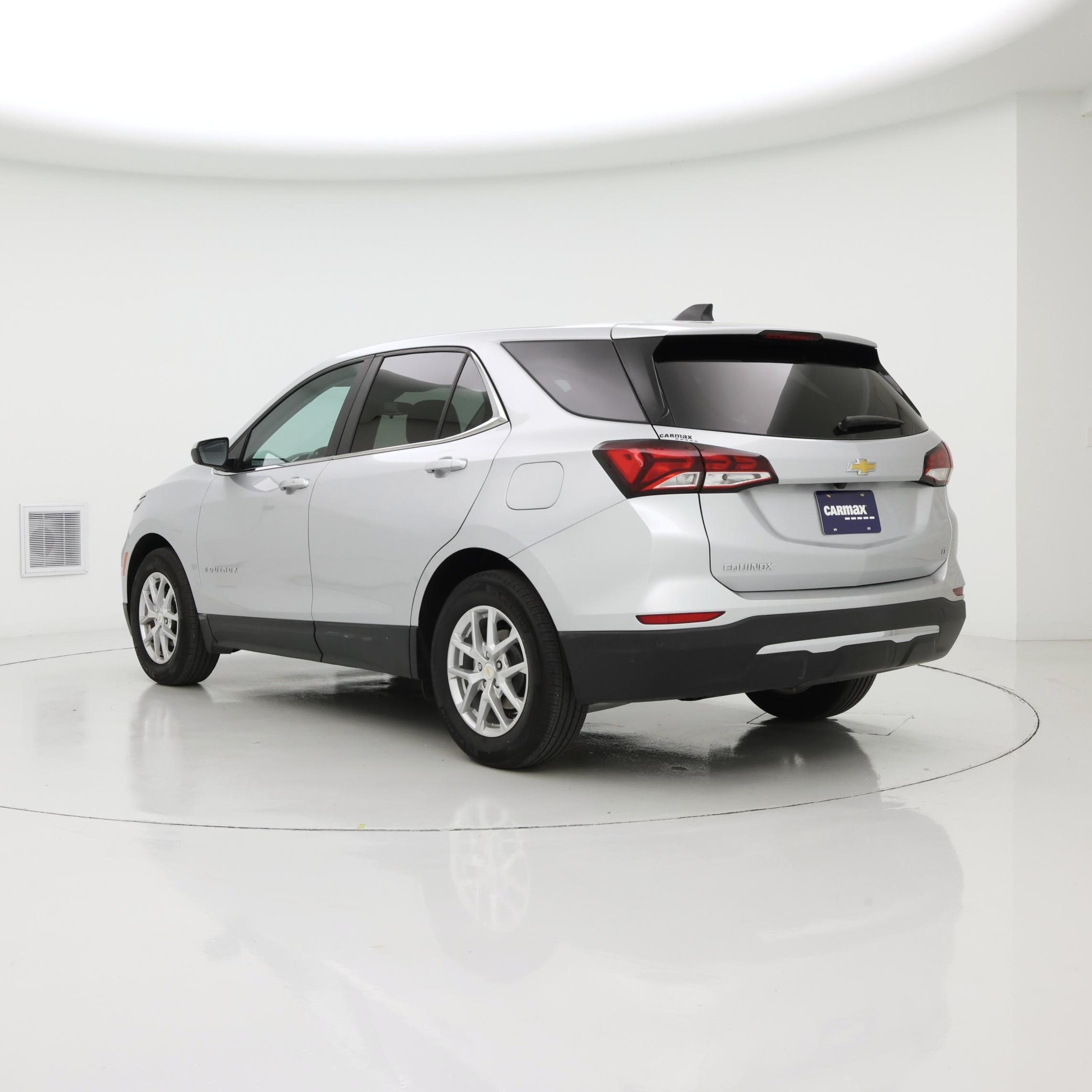 Thumbnail: 2022 Chevrolet Equinox - 2