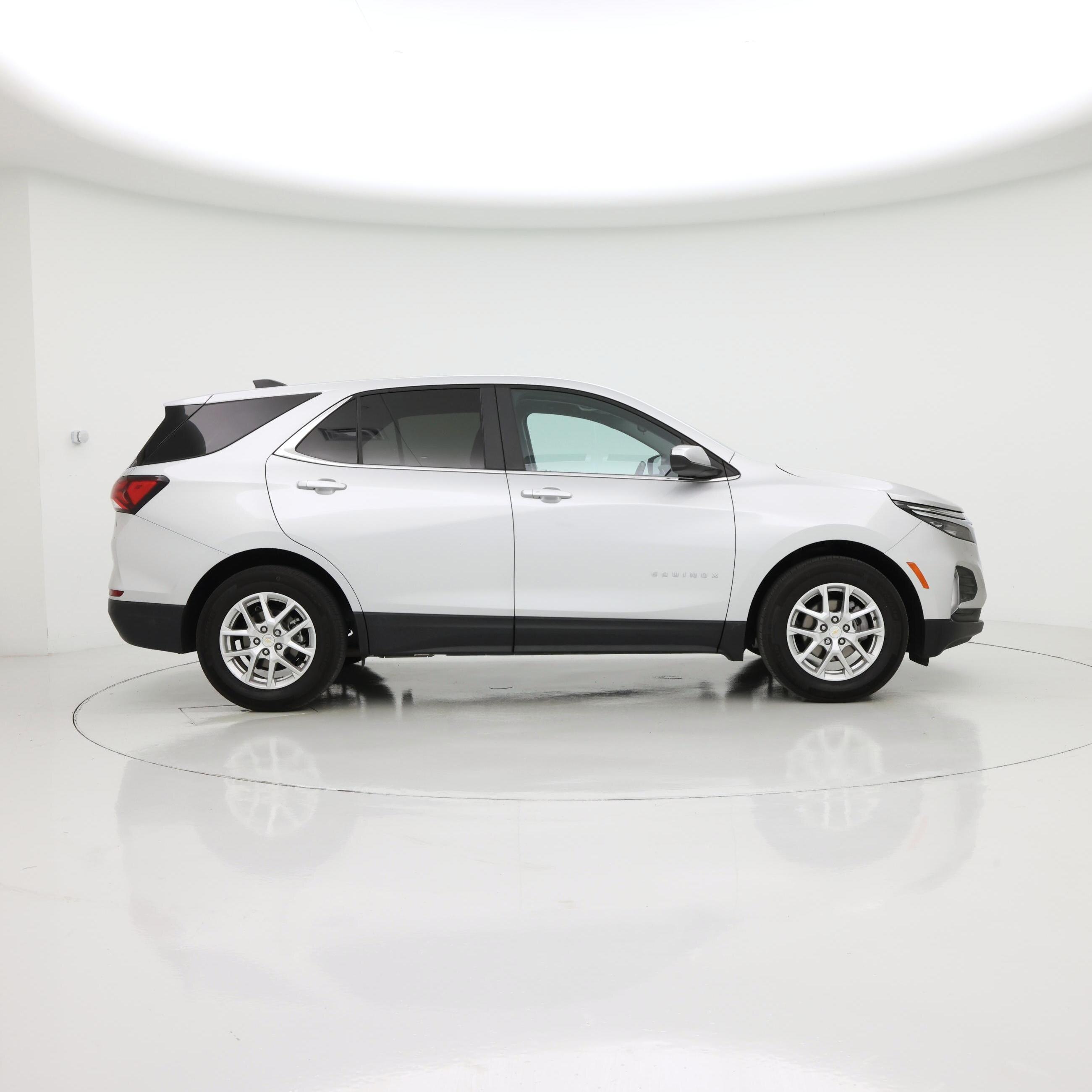 Thumbnail: 2022 Chevrolet Equinox - 7