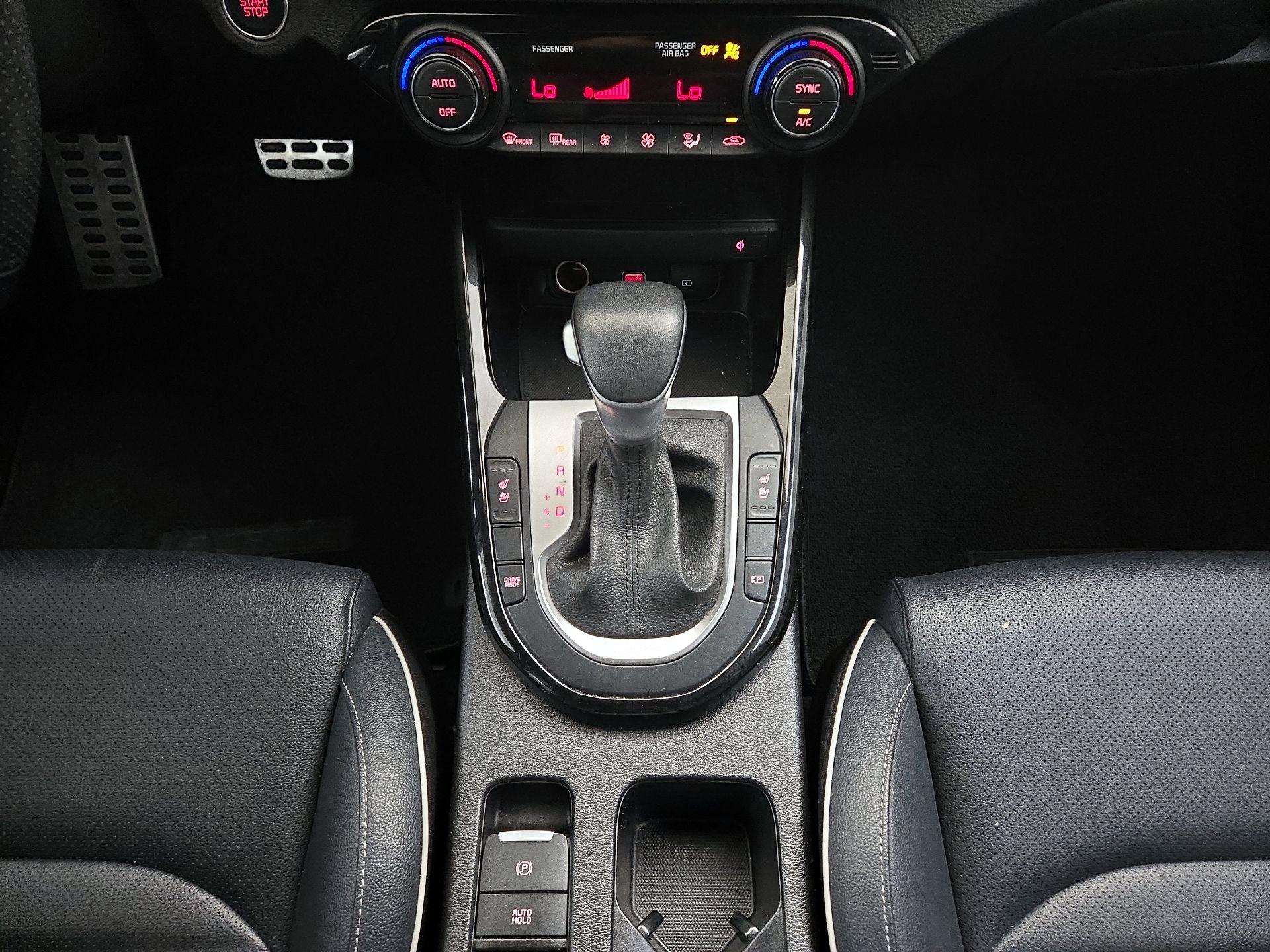 Thumbnail: 2023 Kia Forte - 18