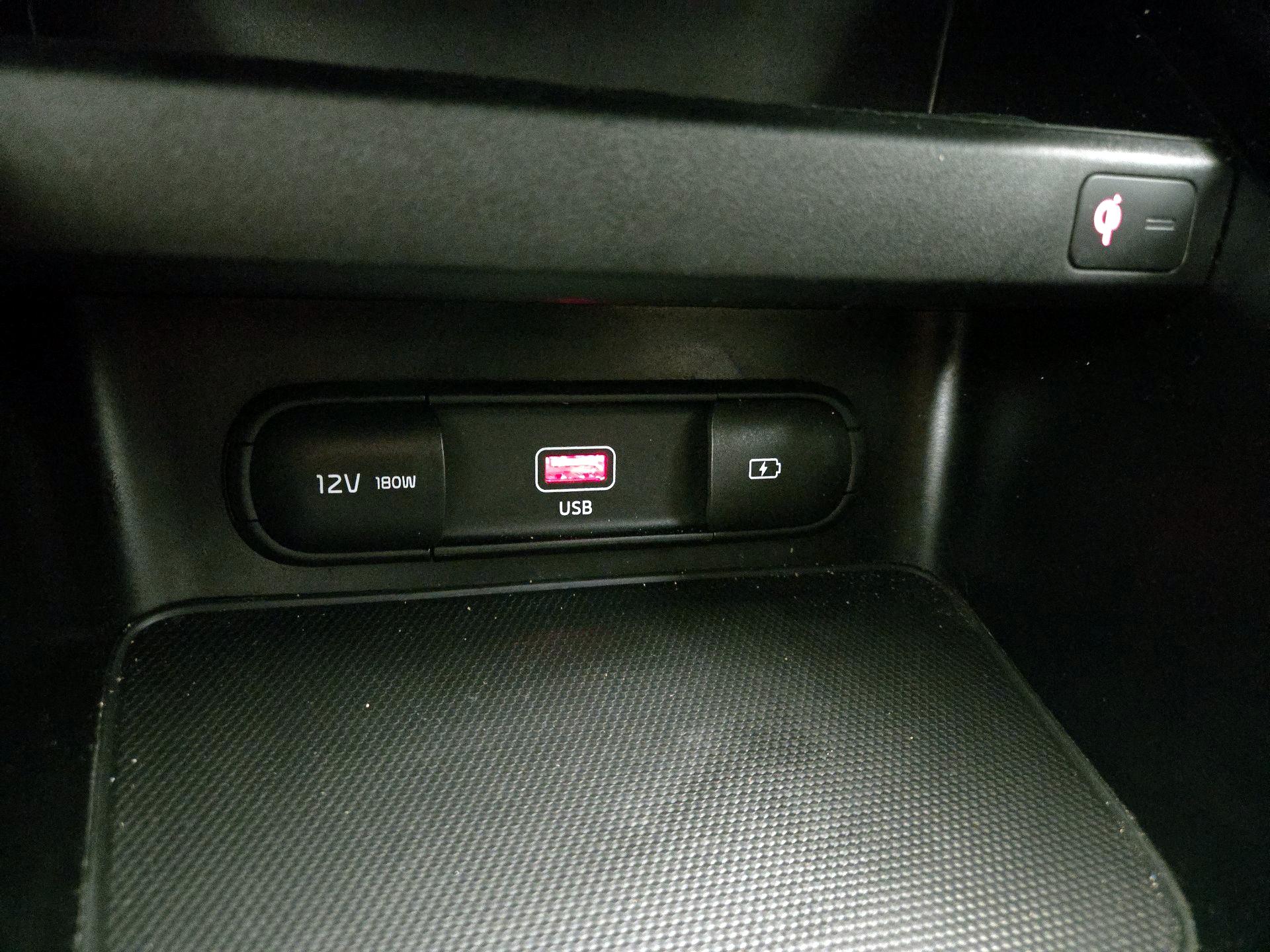 Thumbnail: 2023 Kia Forte - 19