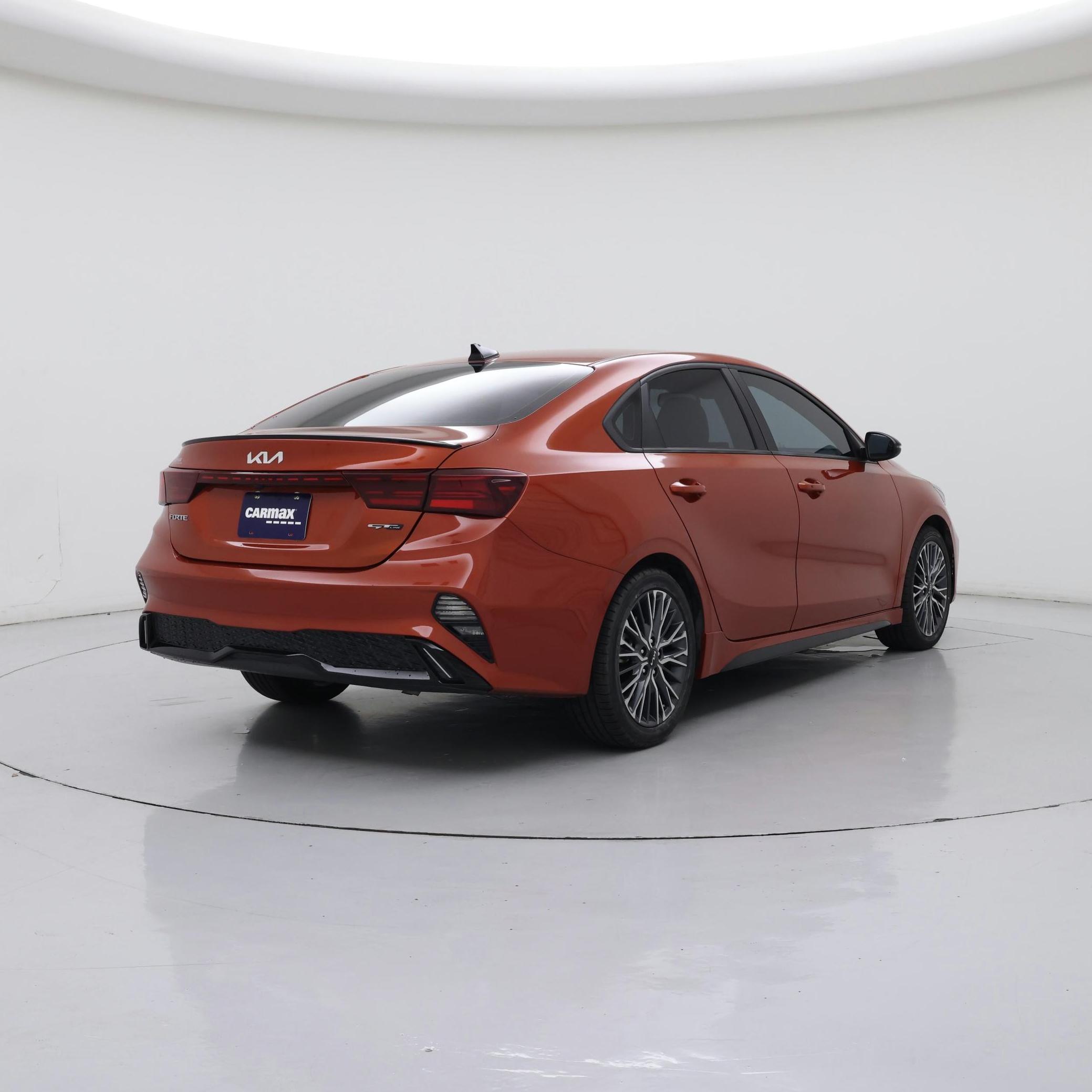 Thumbnail: 2023 Kia Forte - 8
