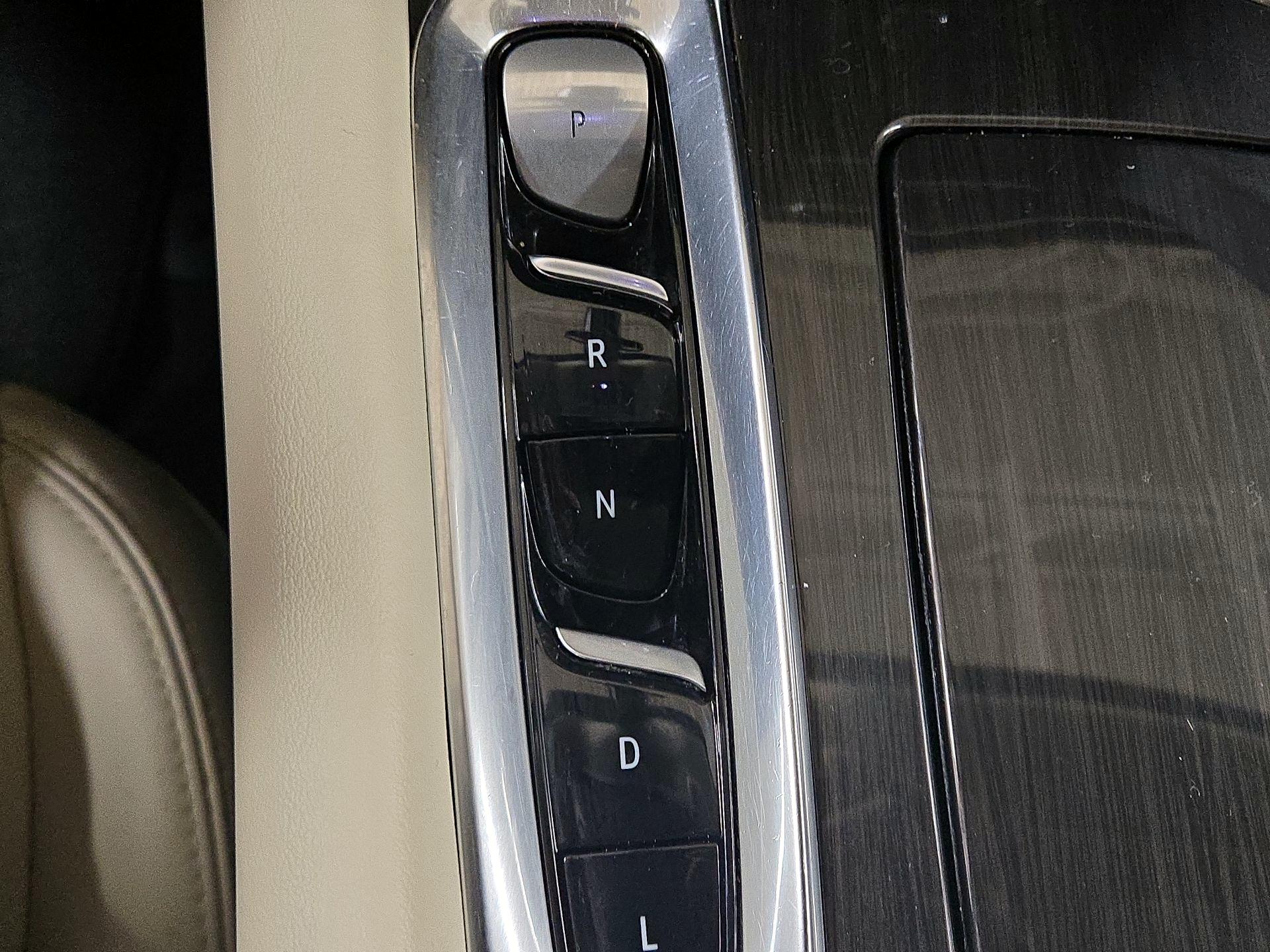Thumbnail: 2022 Buick Enclave - 17