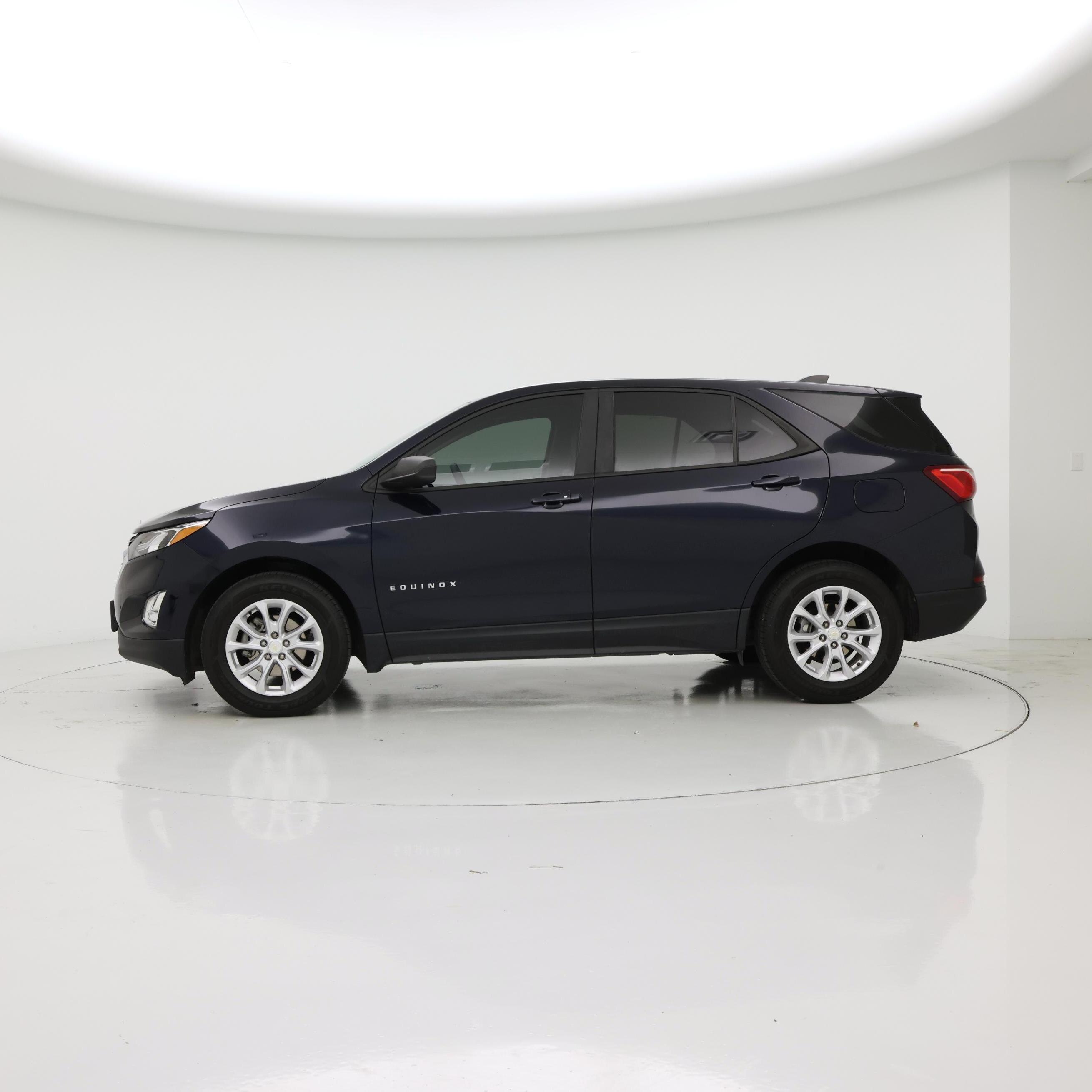 Thumbnail: 2020 Chevrolet Equinox - 3