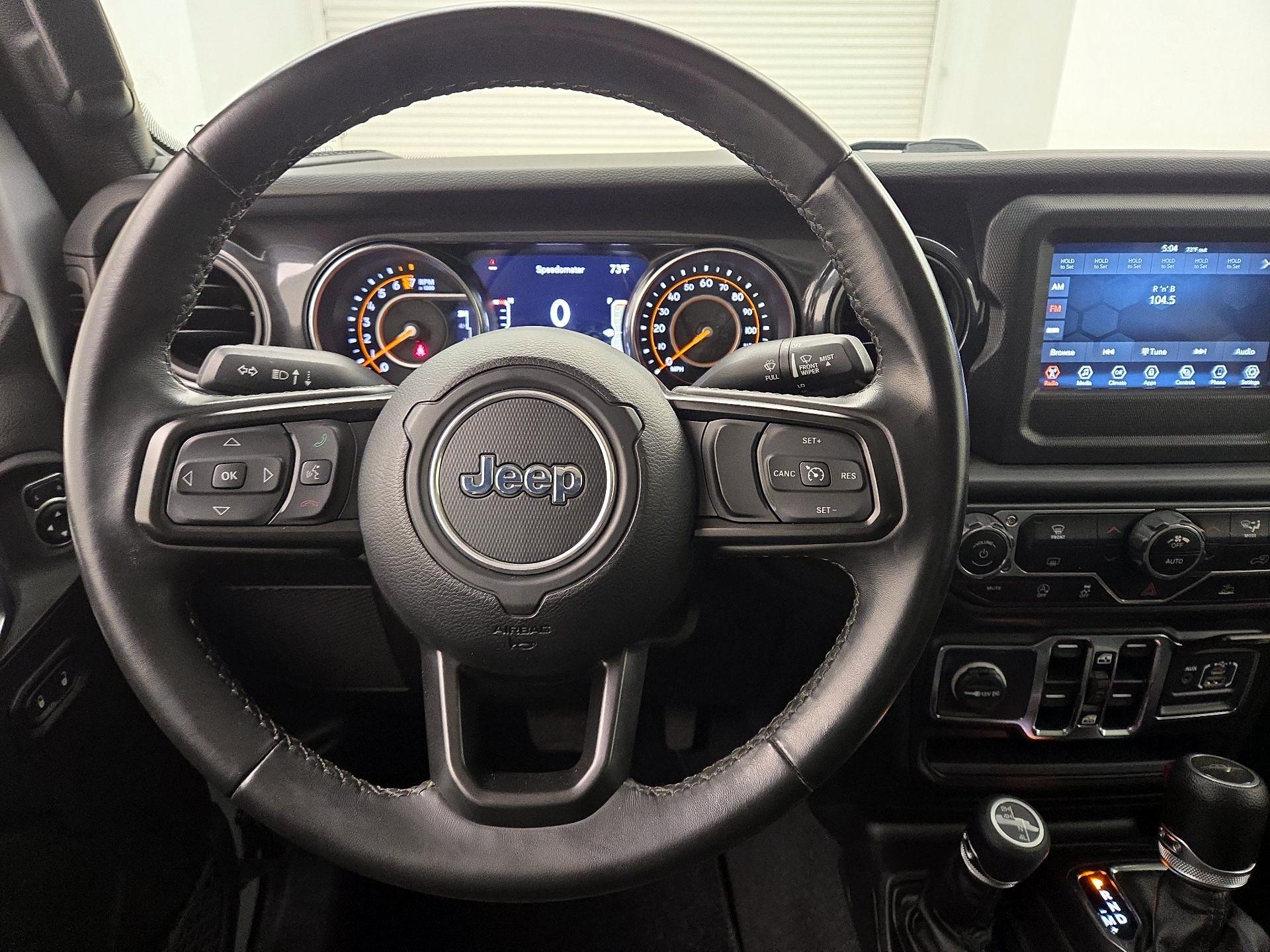 Thumbnail: 2022 Jeep Gladiator - 10