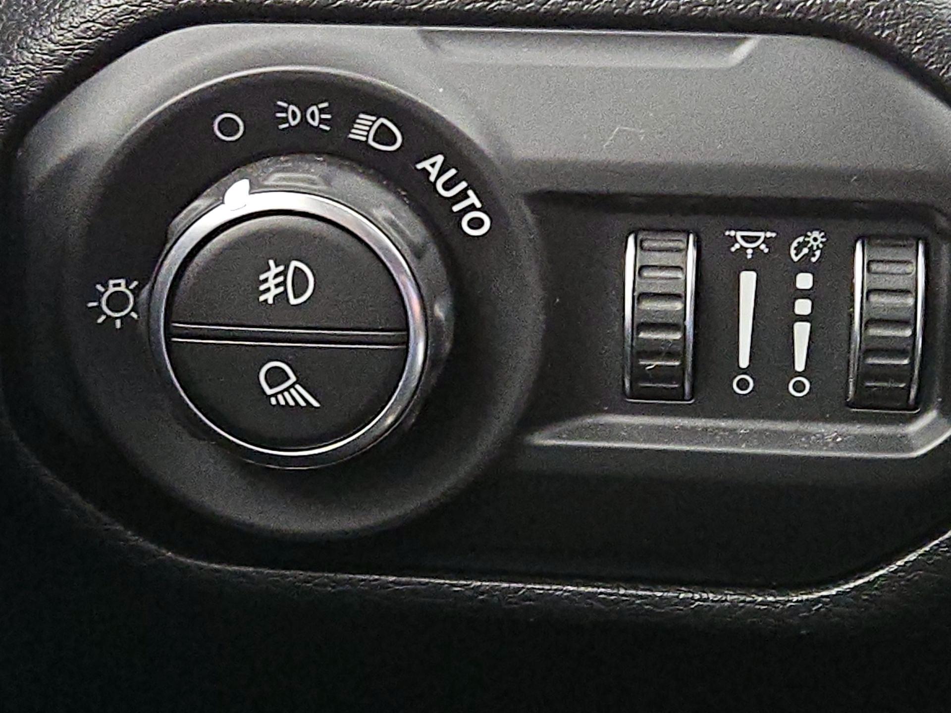 Thumbnail: 2022 Jeep Gladiator - 13