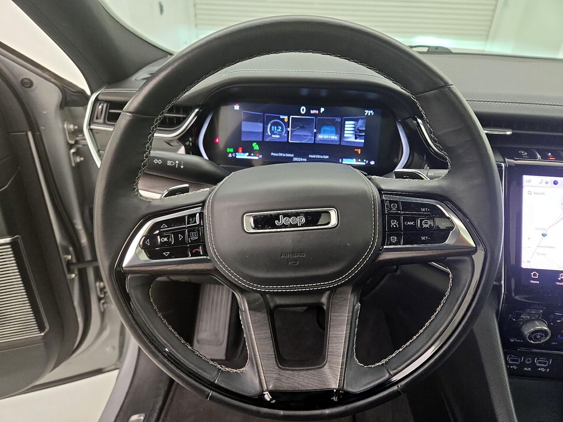 Thumbnail: 2022 Jeep Grand Cherokee - 10