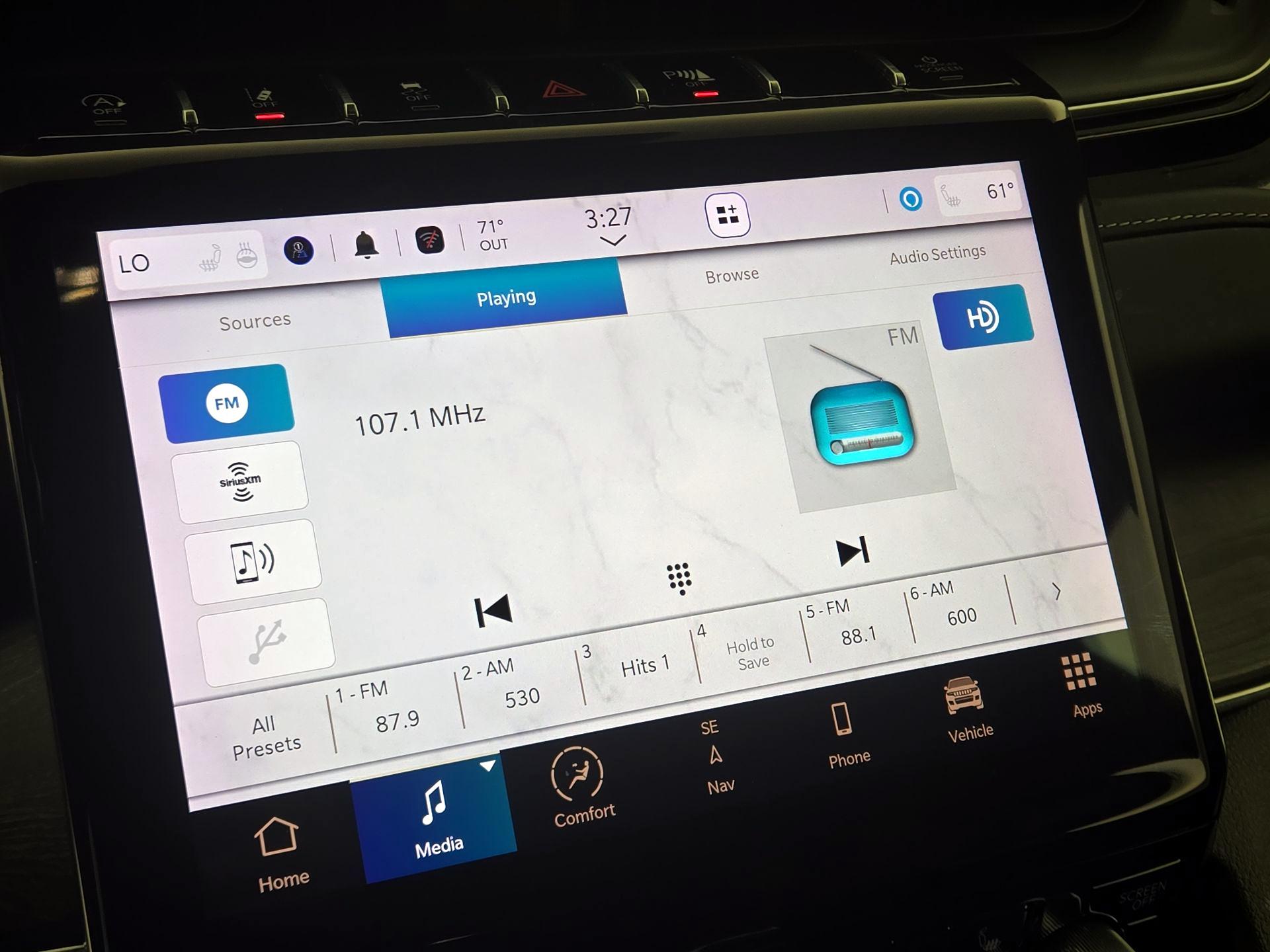 Thumbnail: 2022 Jeep Grand Cherokee - 16