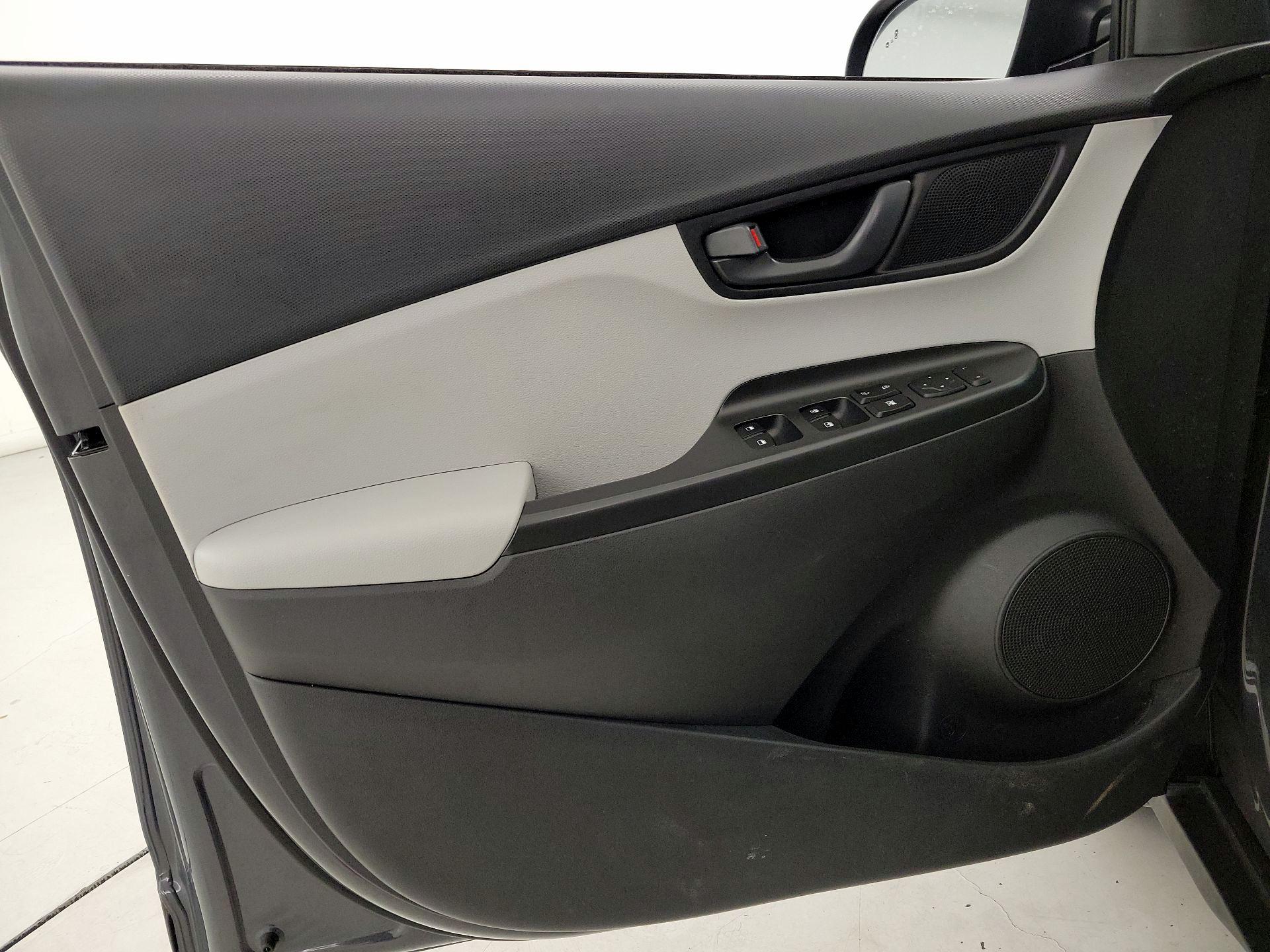 Thumbnail: 2023 Hyundai Kona - 12