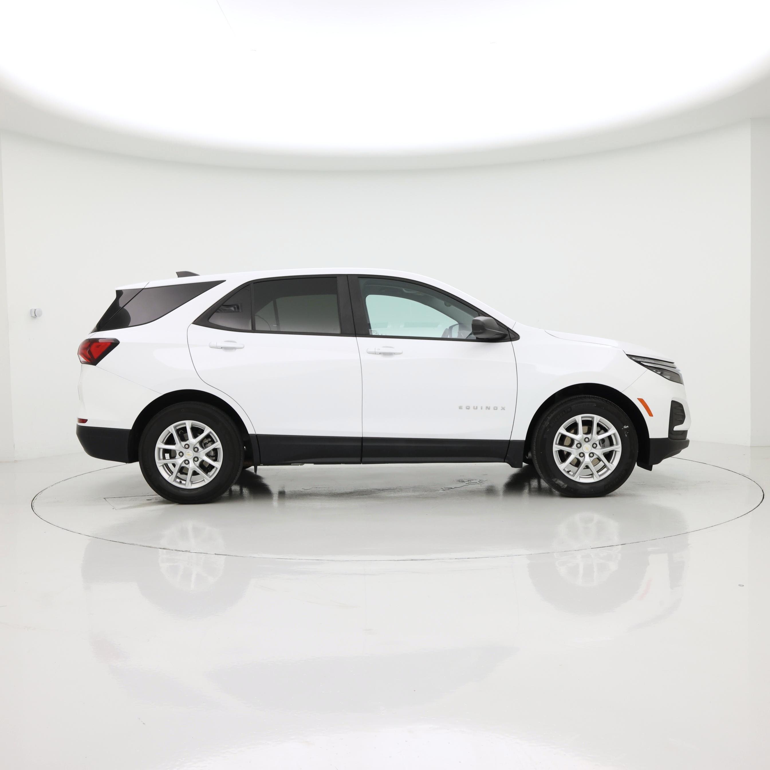 Thumbnail: 2023 Chevrolet Equinox - 7