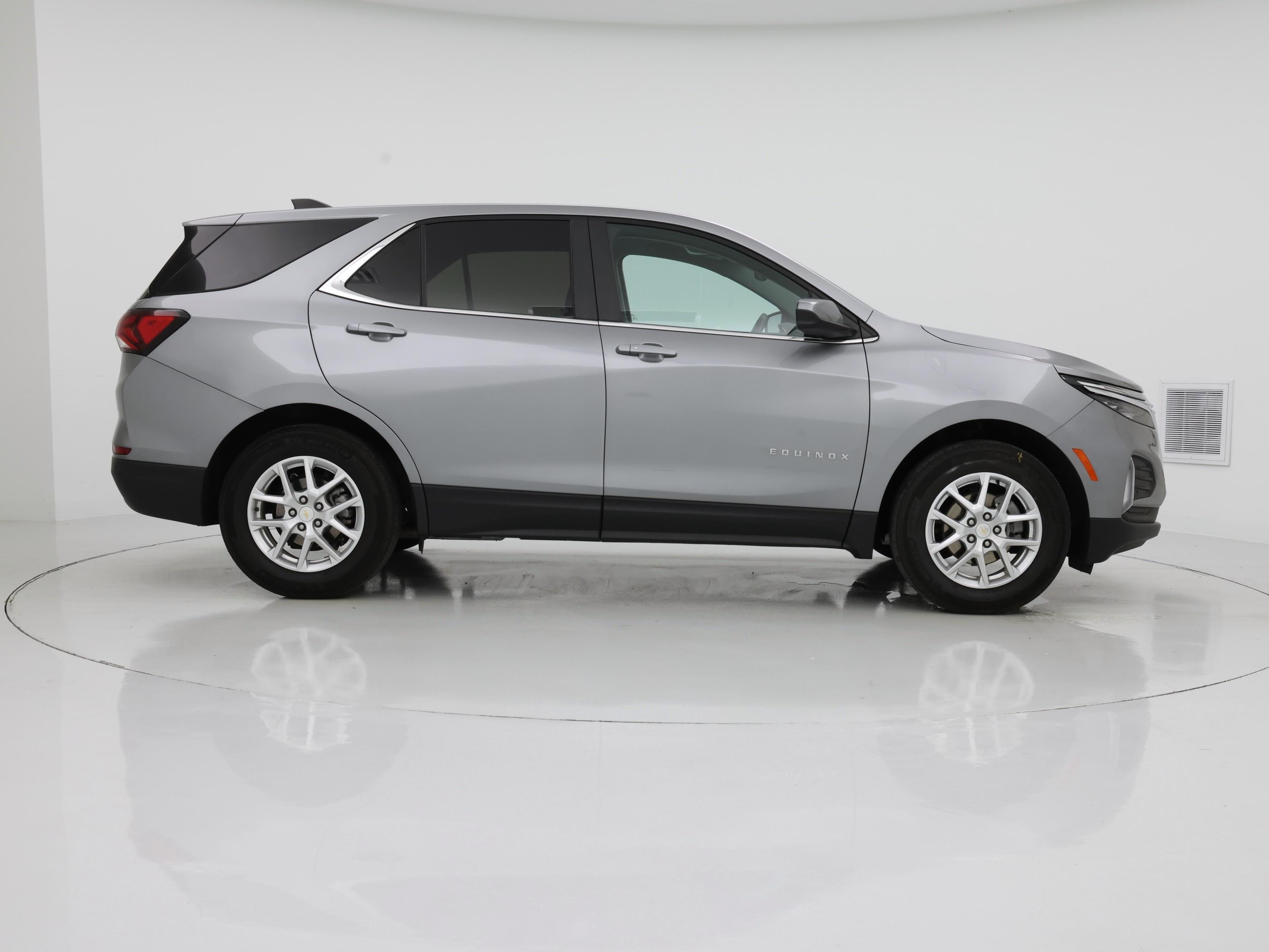 Thumbnail: 2023 Chevrolet Equinox - 7