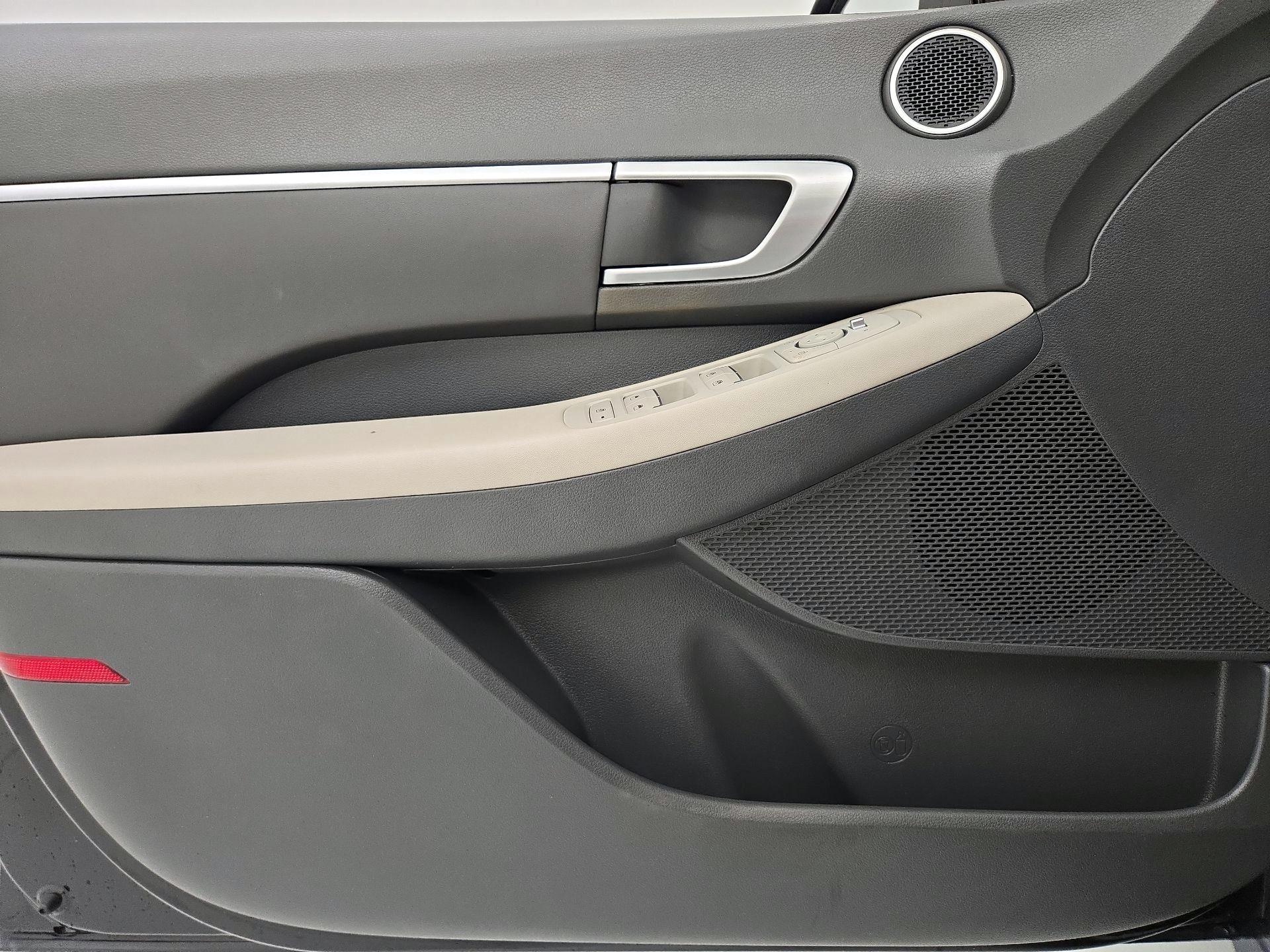 Thumbnail: 2022 Hyundai Sonata - 12